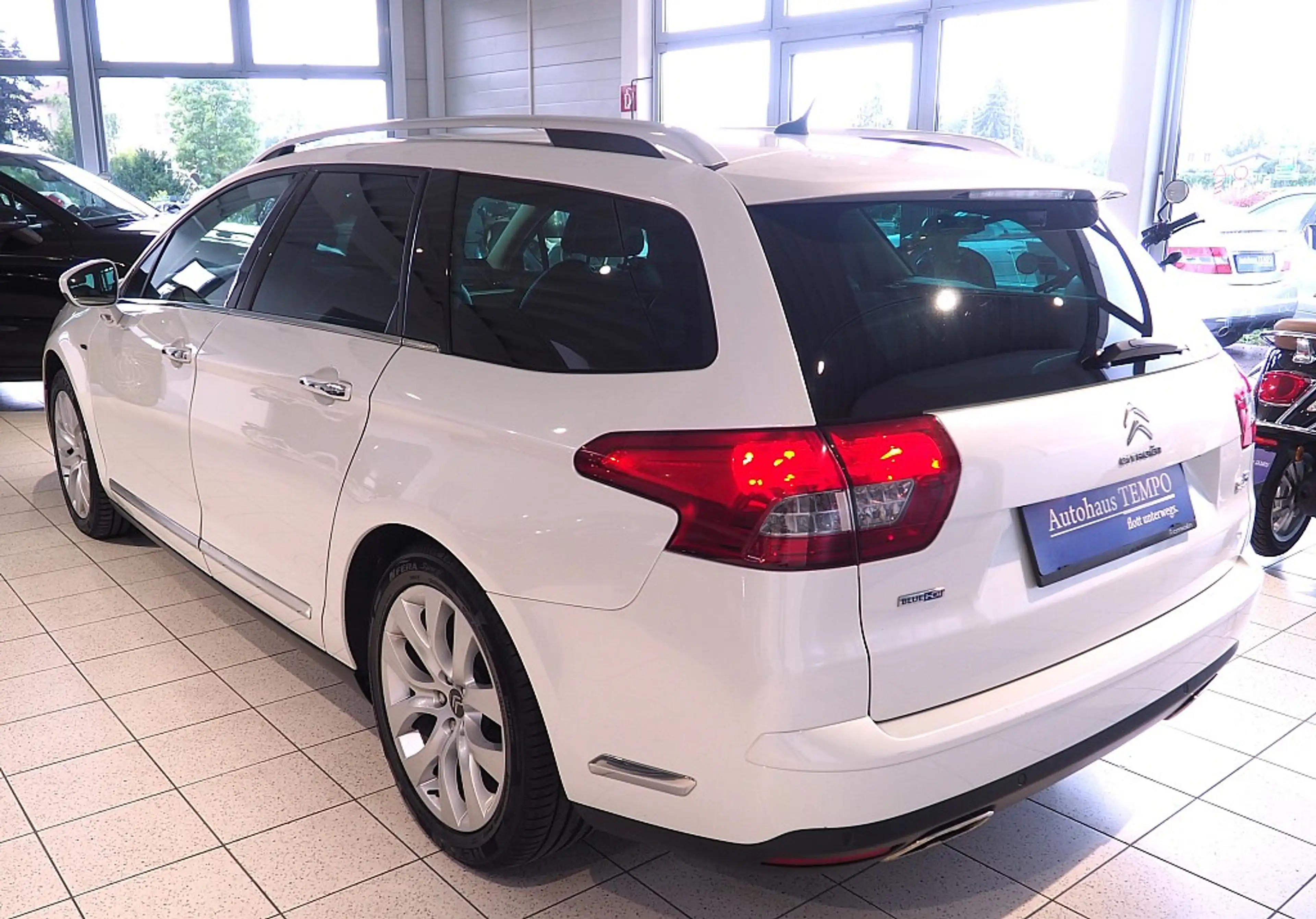 Citroen C5 Tourer BlueHDi 180 EAT6 Exclusive --Automatikge... — photo 5