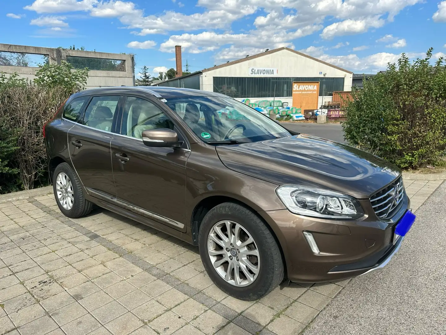 Volvo XC60 D5 AWD Or - 1
