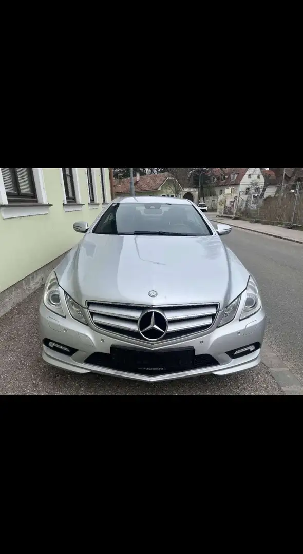 Mercedes-Benz E 350 CGI V6 AMG Edition - 2