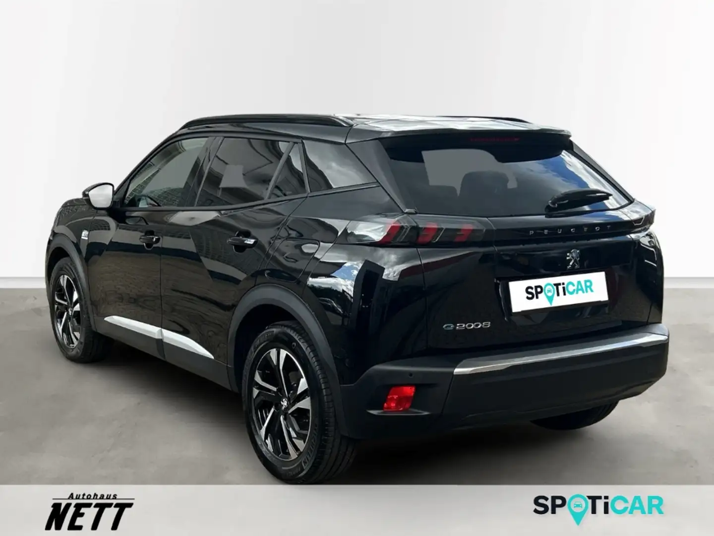 Peugeot 2008 -e Allure Elektromotor 136 Schwarz - 2
