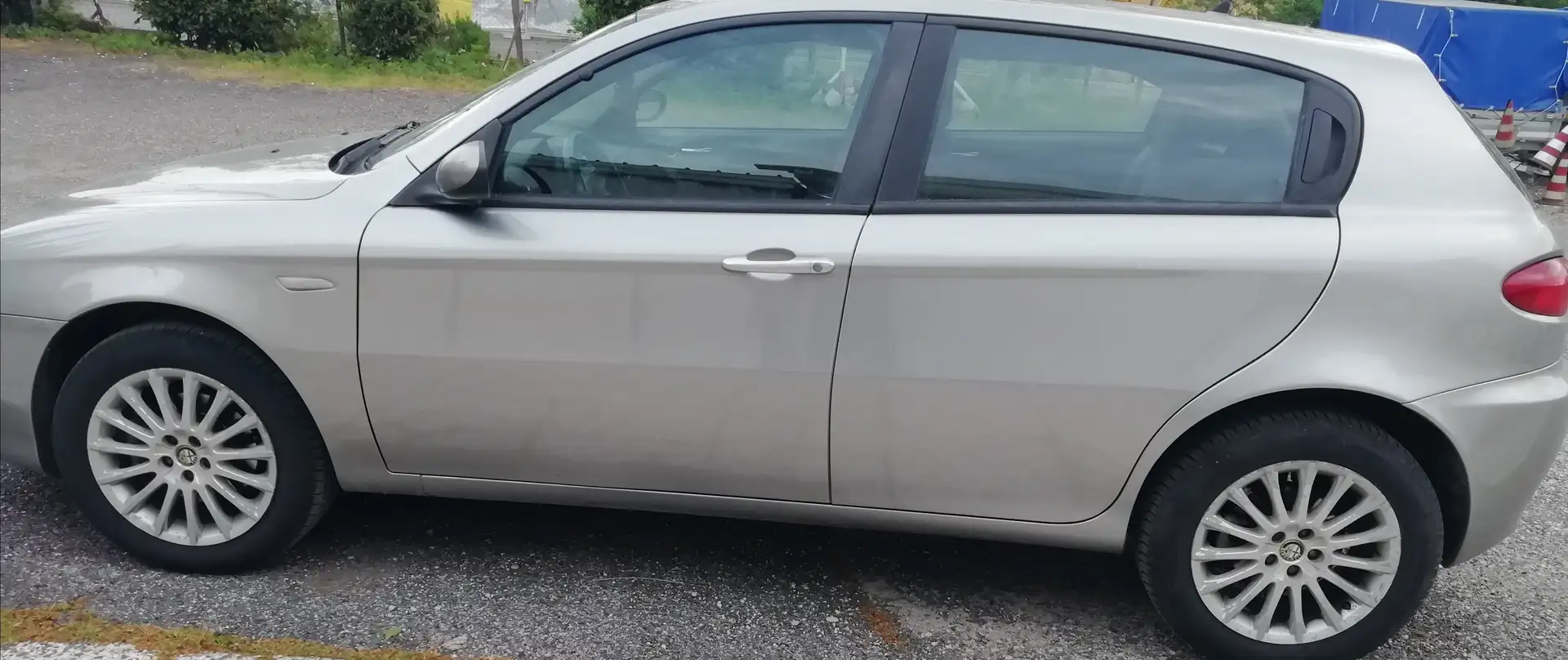 Alfa Romeo 147 Grigio - 2