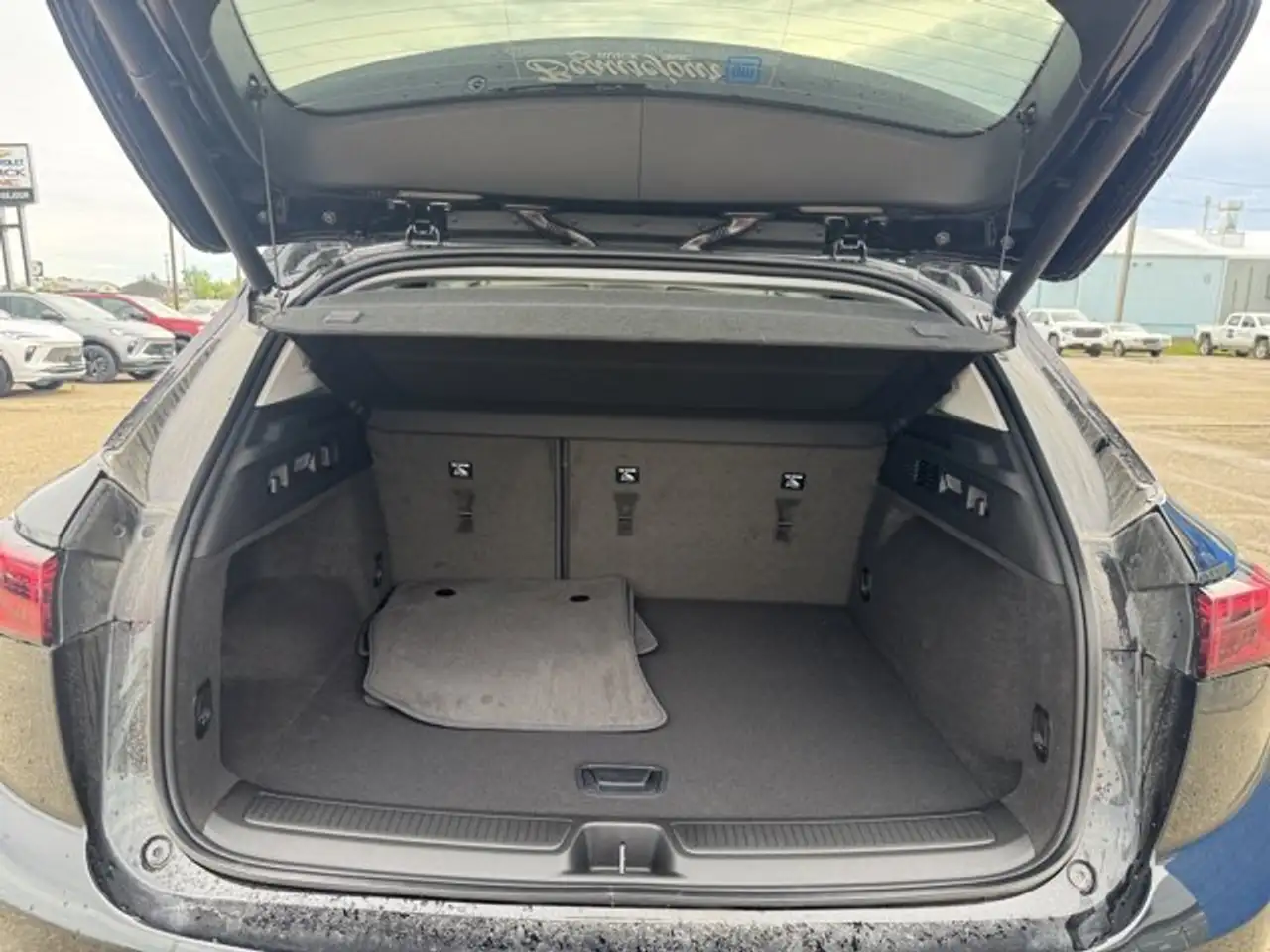 Buick Envision photo Buick Envision