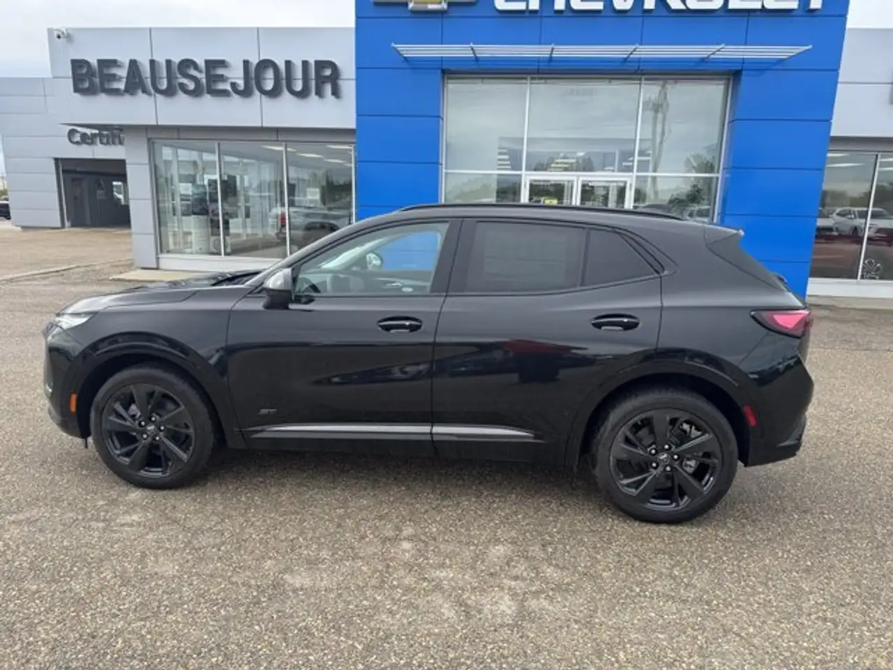 Buick Envision photo Buick Envision