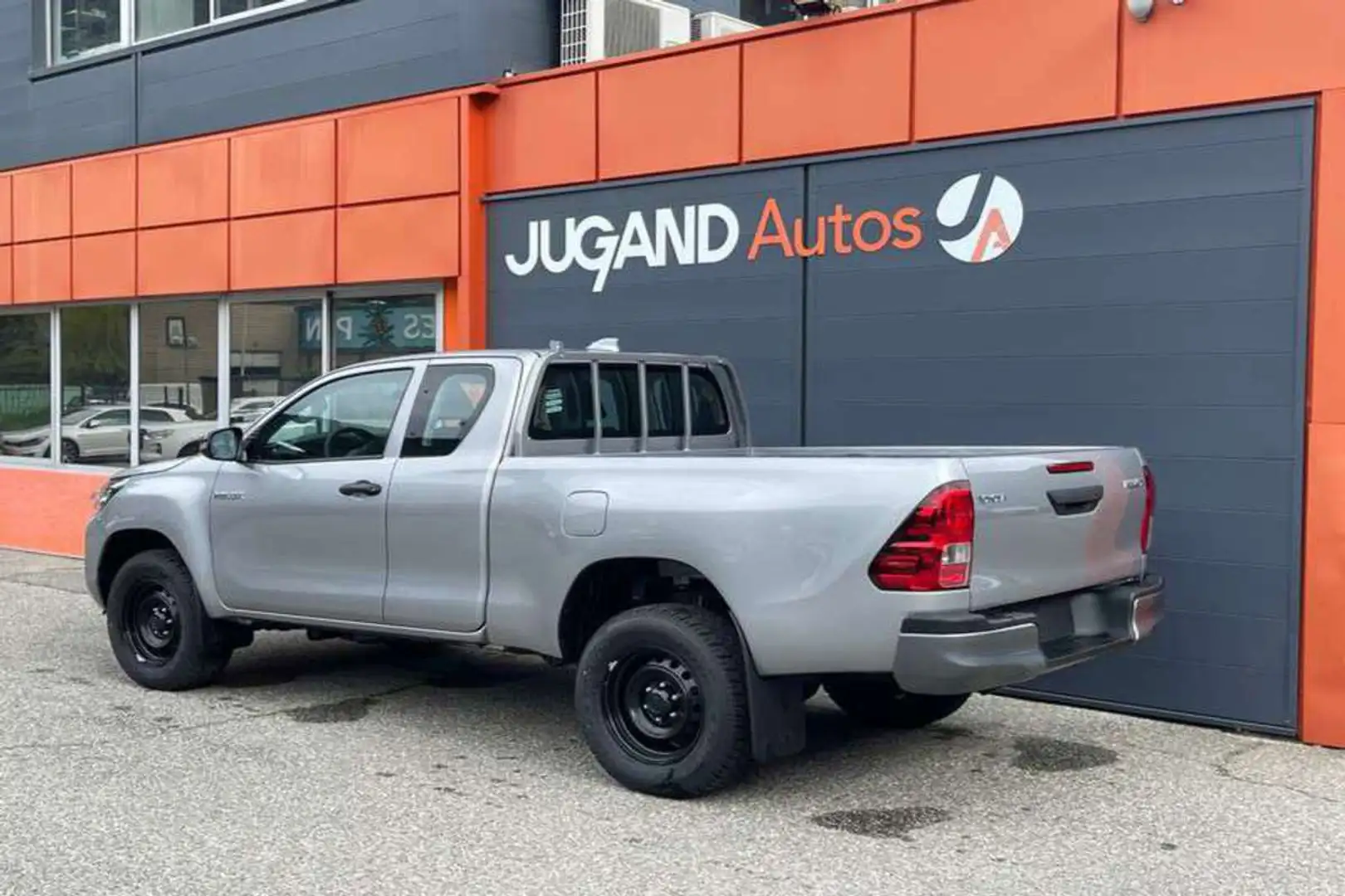 Toyota Hilux 2.8 204 X-TRA CAB LE CAP MY25 Gris - 1