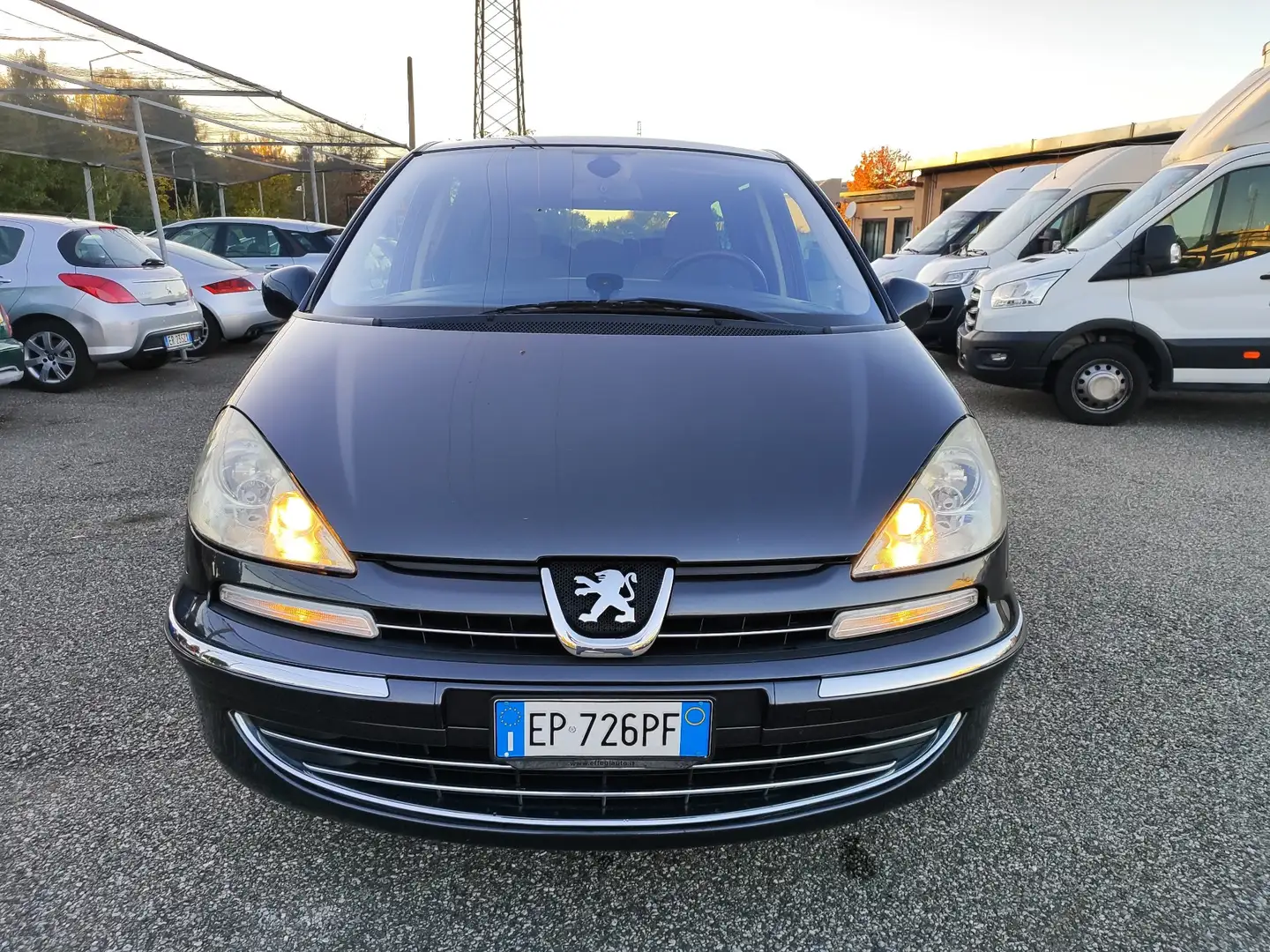 Peugeot 807 2.0 hdi 16v Active 136cv 7 posti Noir - 1