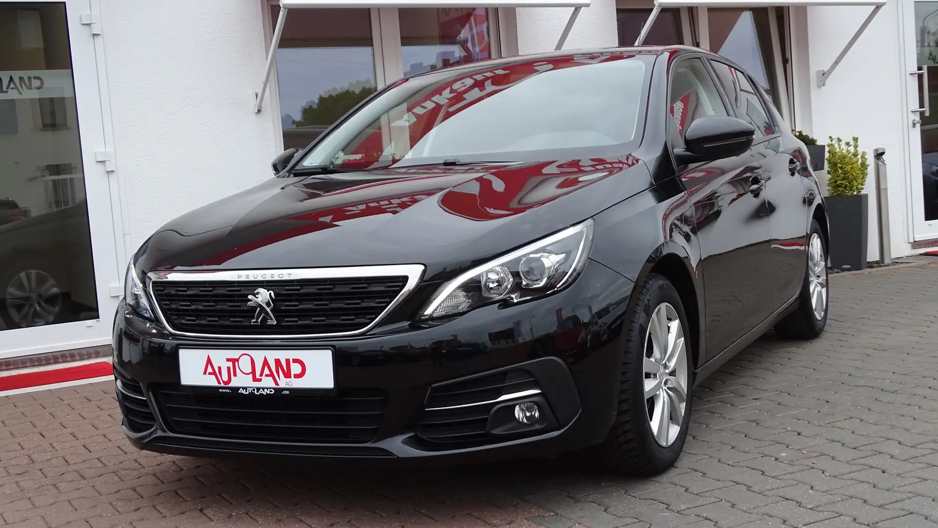 Peugeot 308 1.2 PureTech Virtual Cockpit 360° Tempomat Noir - 2