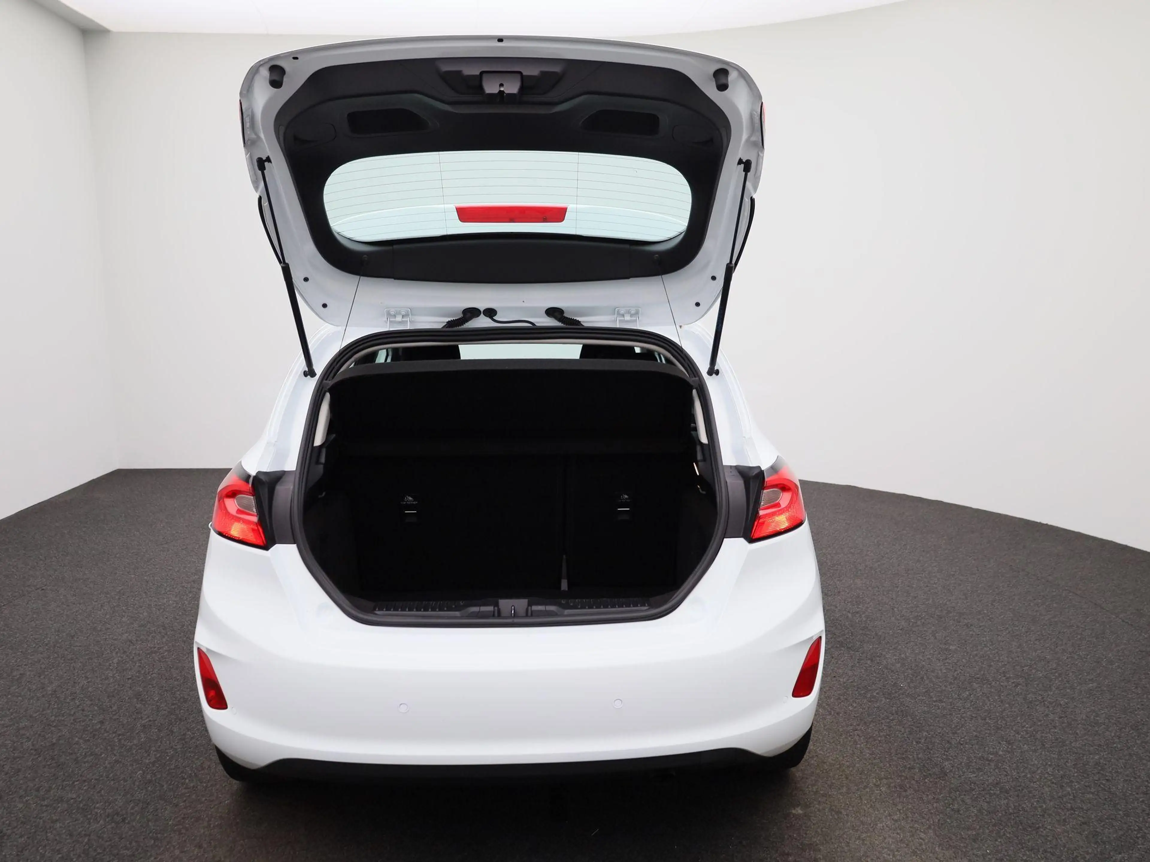 Ford Fiesta 1.0 EcoBoost Hybrid Titanium — photo 11