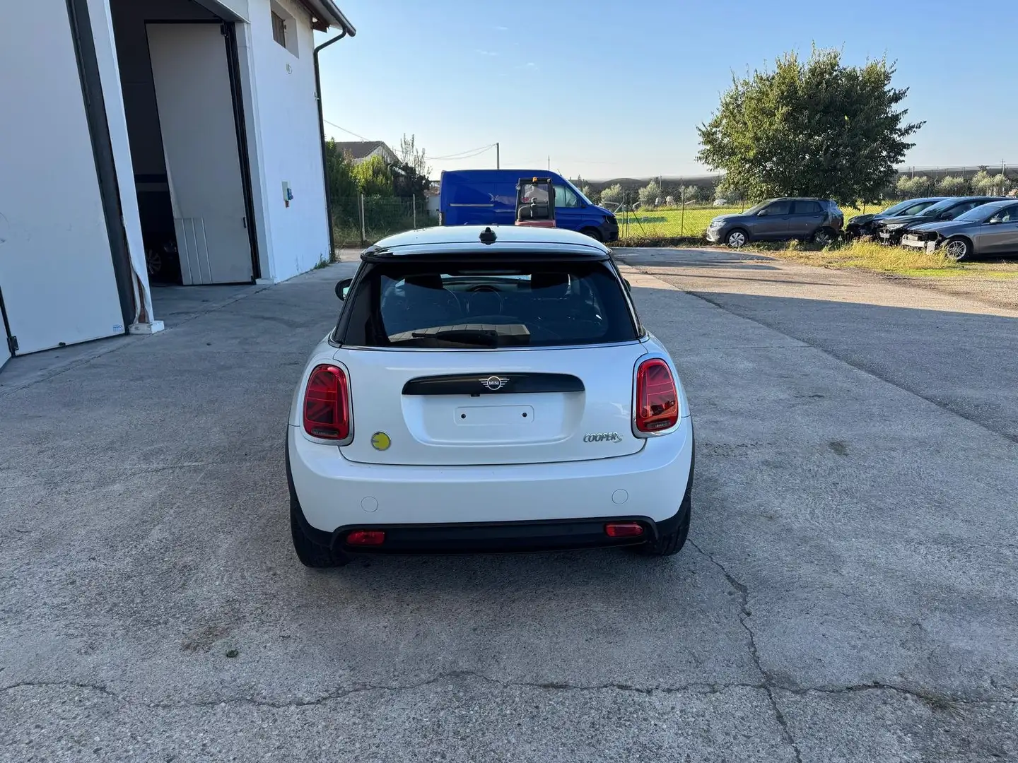 MINI Cooper SE Full Electric 32,6 kWh 3p auto INCIDENTATA Bianco - 2