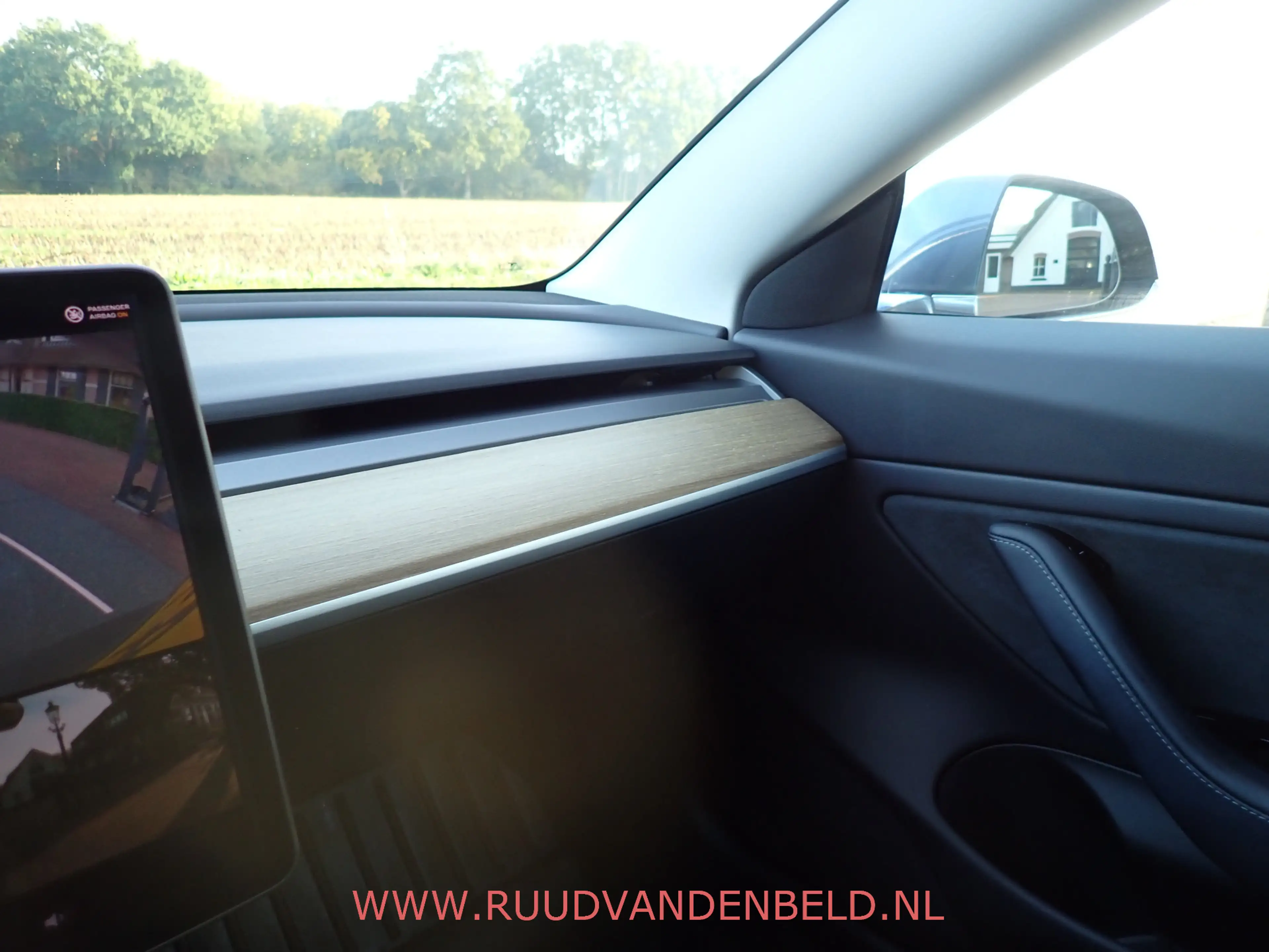 Tesla Model 3 SR+ RWD 60 kWh SOH 86% / TREKHAAK / PANODAK / 19'' — photo 32
