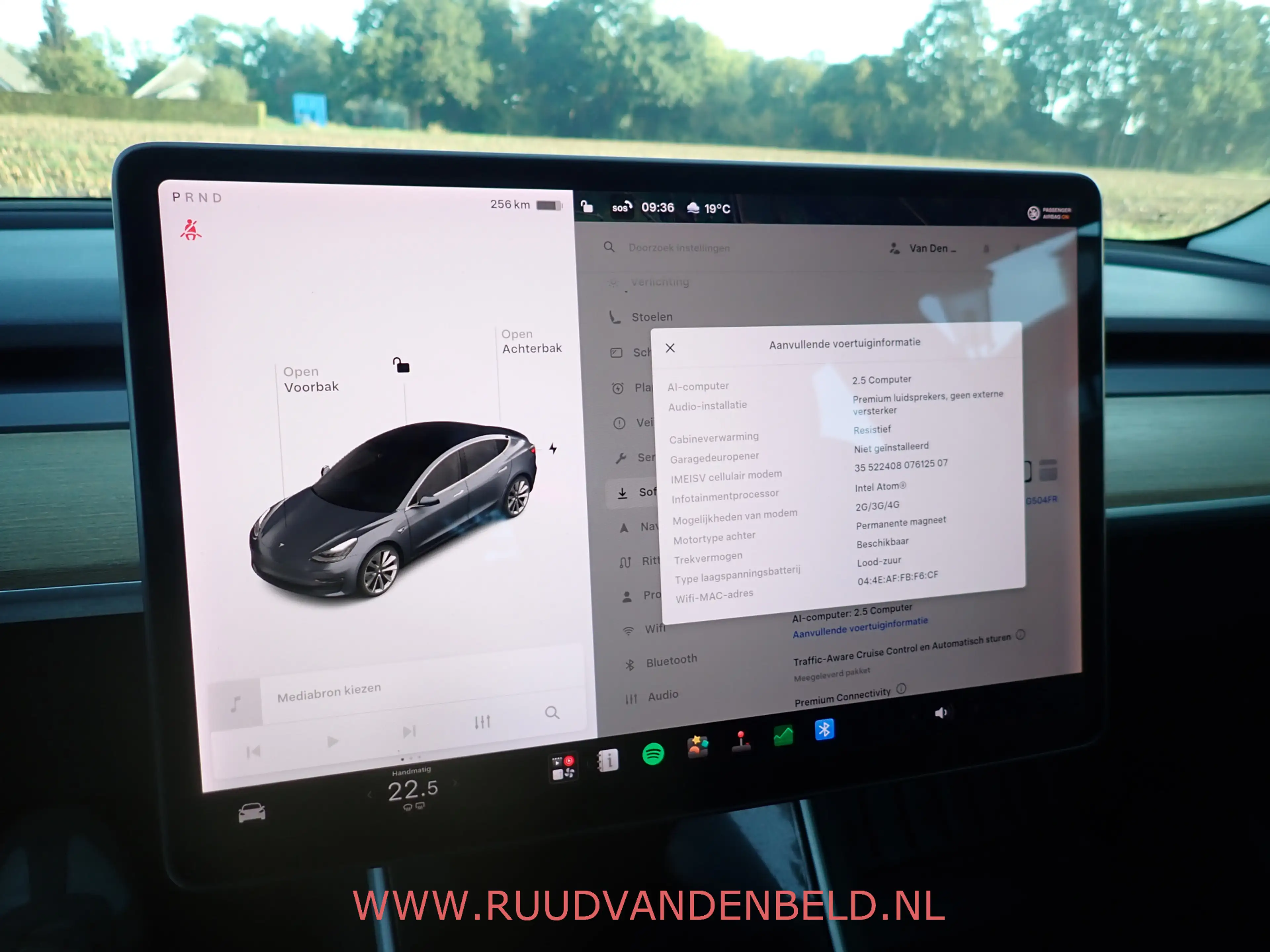 Tesla Model 3 SR+ RWD 60 kWh SOH 86% / TREKHAAK / PANODAK / 19'' — photo 20