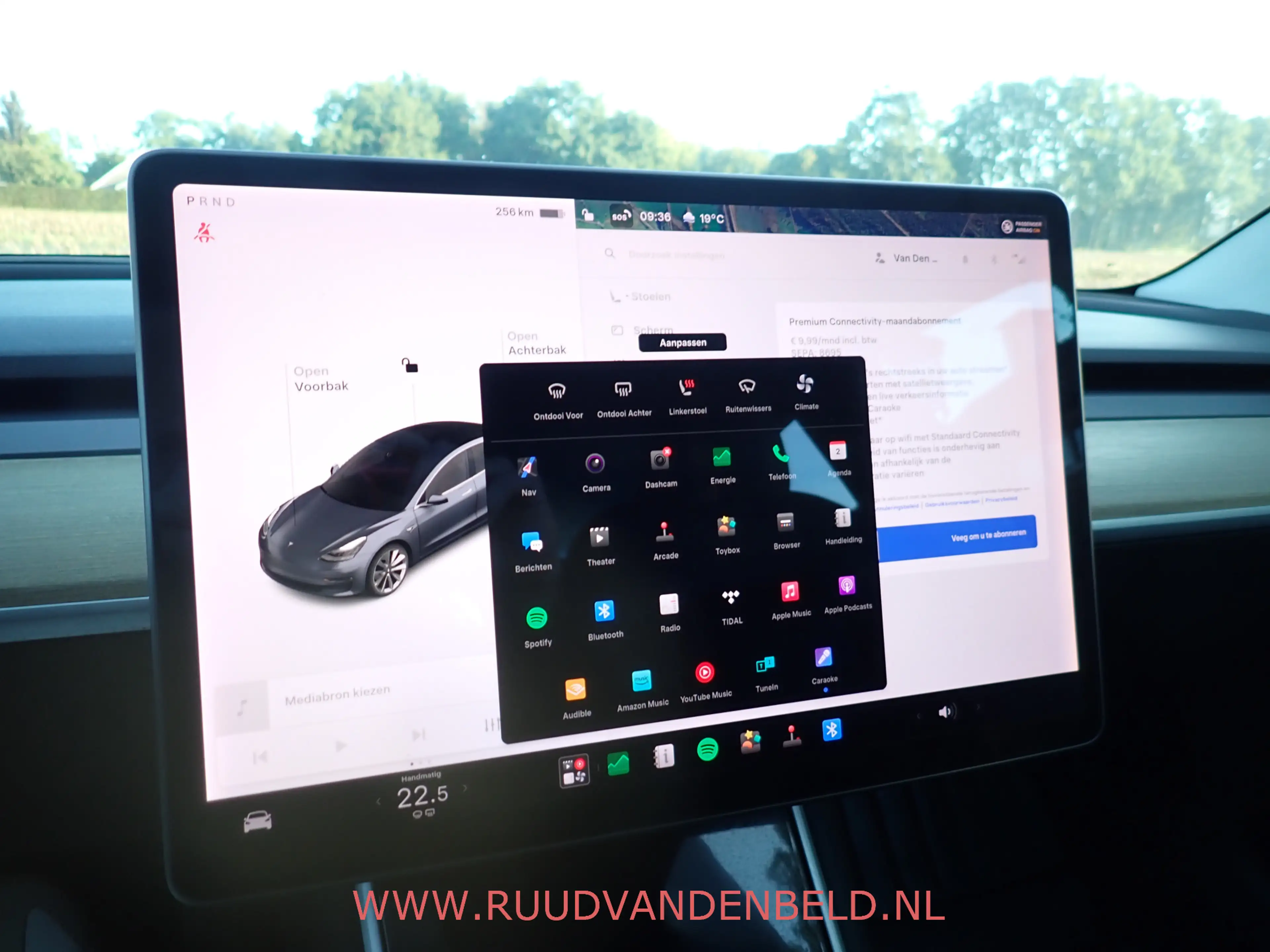 Tesla Model 3 SR+ RWD 60 kWh SOH 86% / TREKHAAK / PANODAK / 19'' — photo 28