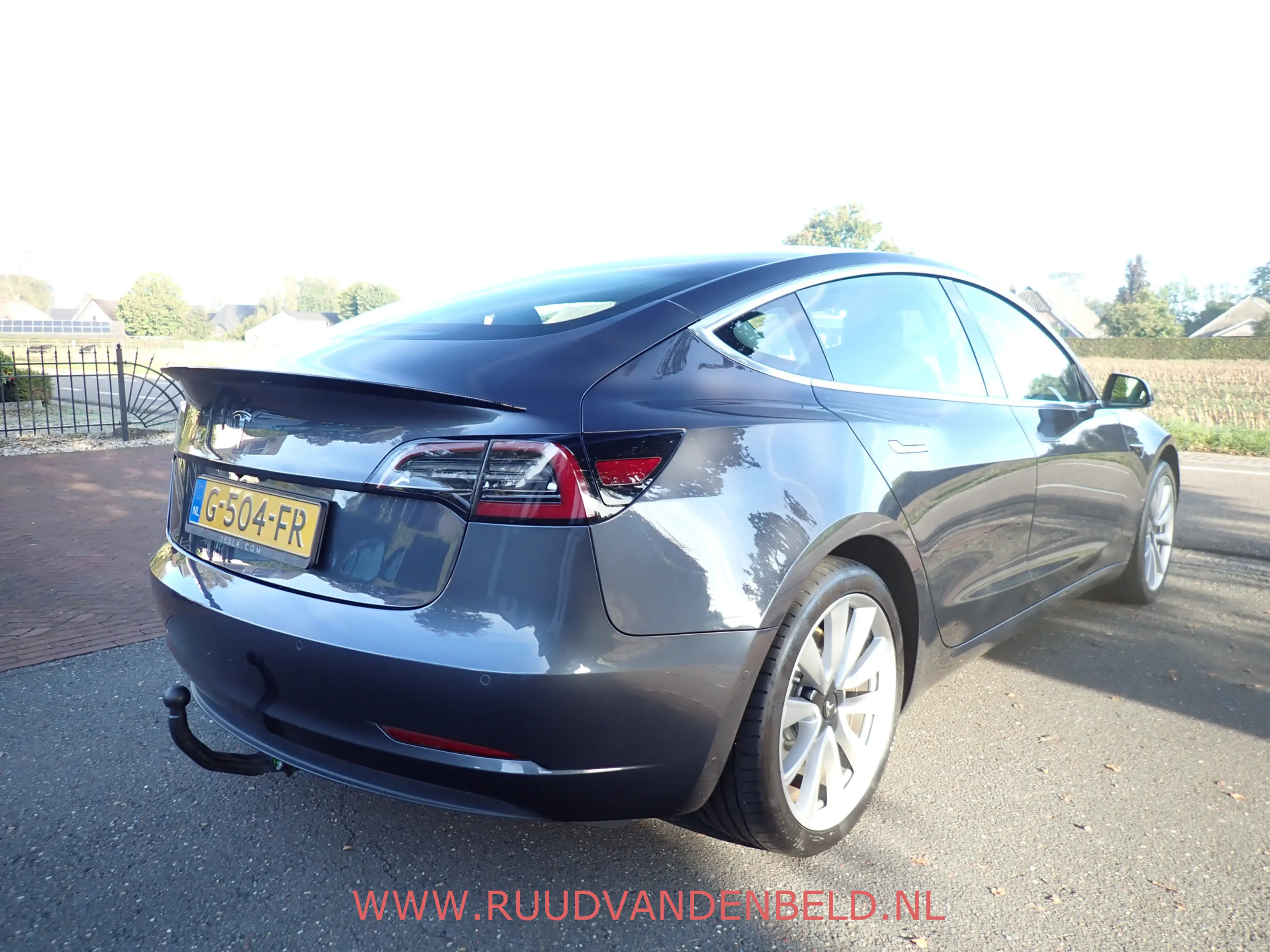 Tesla Model 3 SR+ RWD 60 kWh SOH 86% / TREKHAAK / PANODAK / 19'' — photo 4