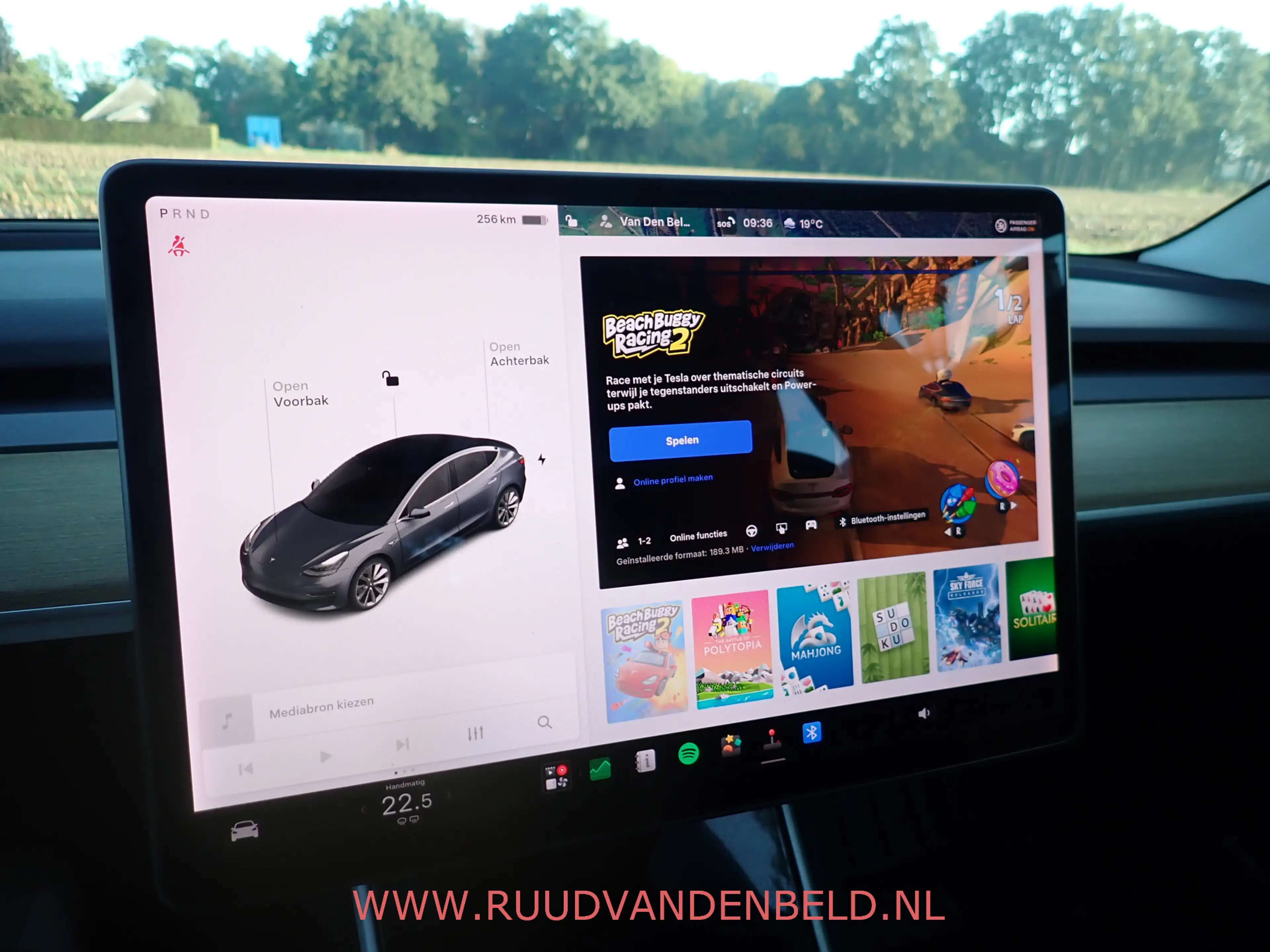 Tesla Model 3 SR+ RWD 60 kWh SOH 86% / TREKHAAK / PANODAK / 19'' — photo 30