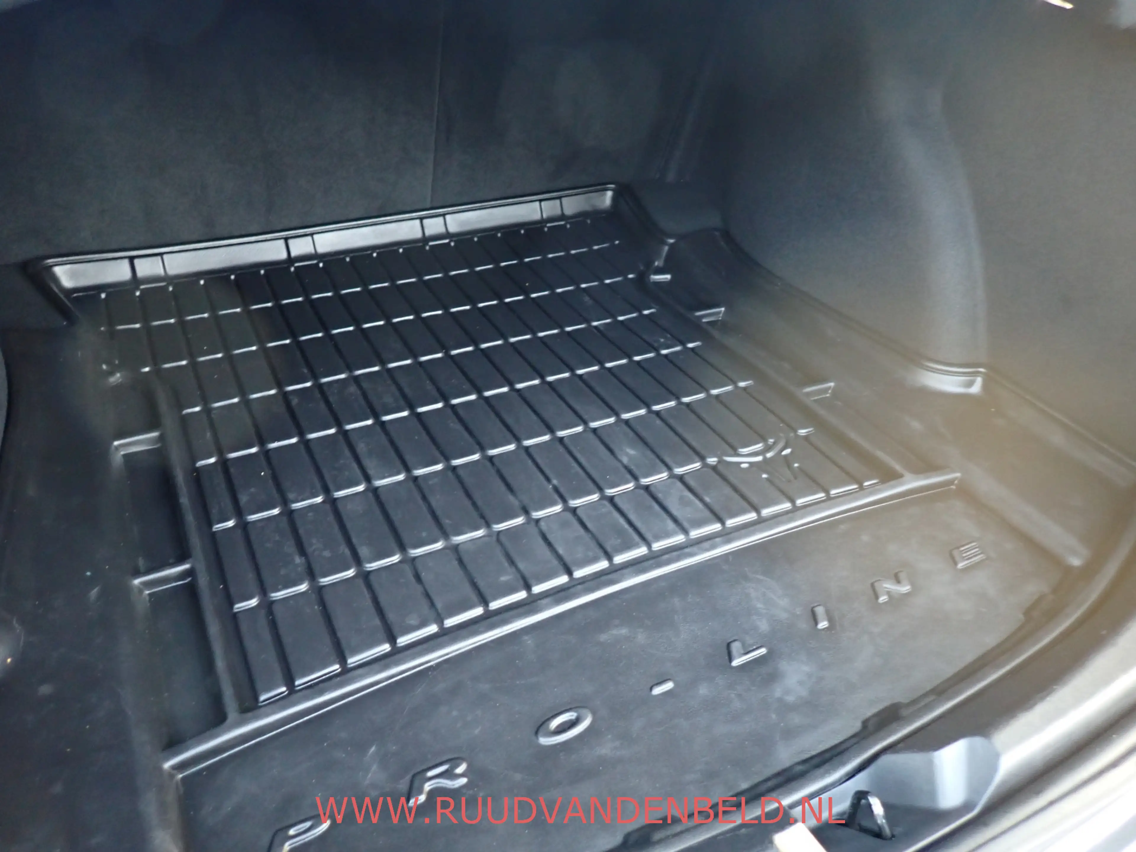 Tesla Model 3 SR+ RWD 60 kWh SOH 86% / TREKHAAK / PANODAK / 19'' — photo 35
