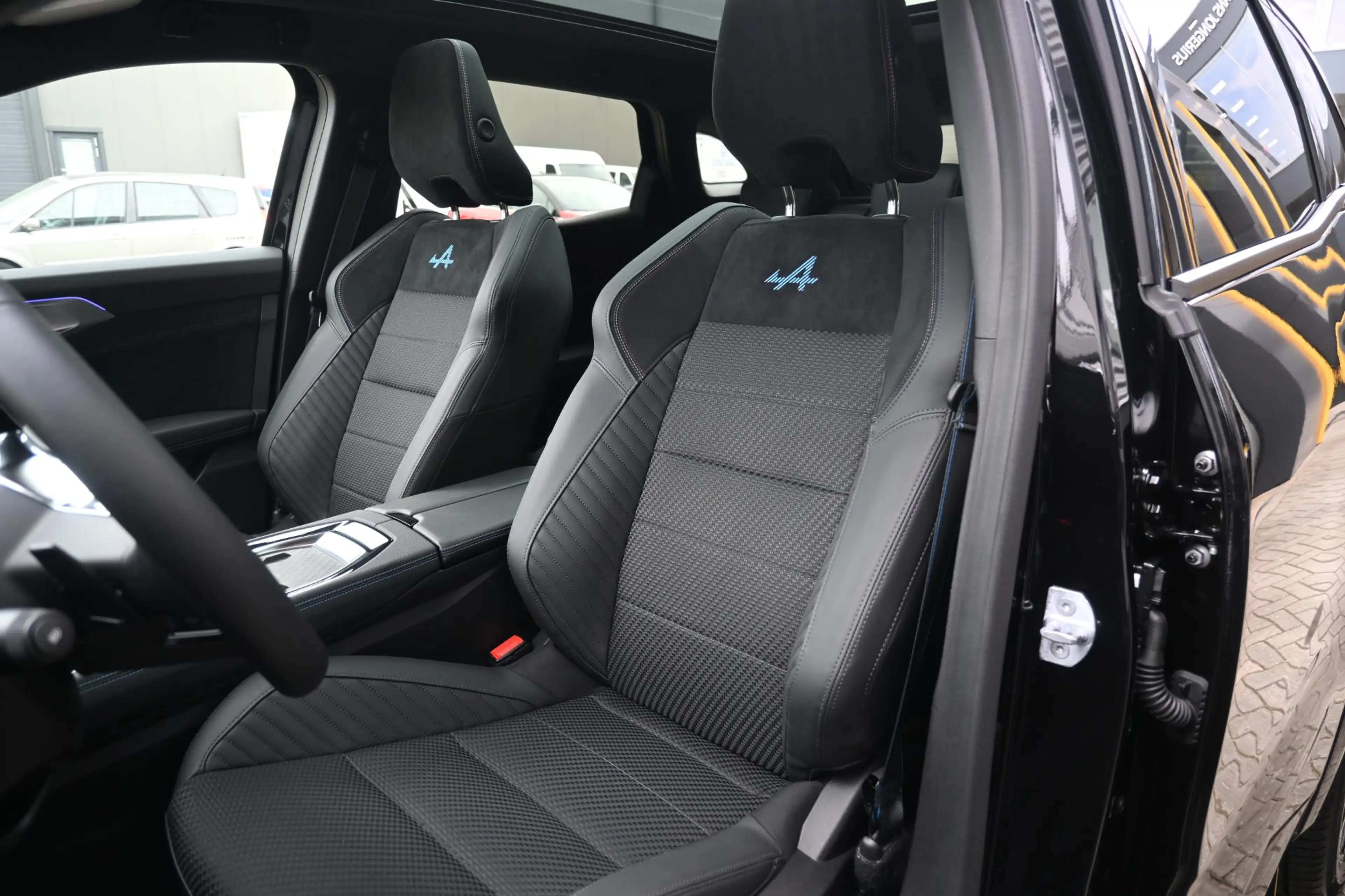 Renault Austral E-Tech full hybrid 200 iconic esprit Alpine | STUU — photo 12