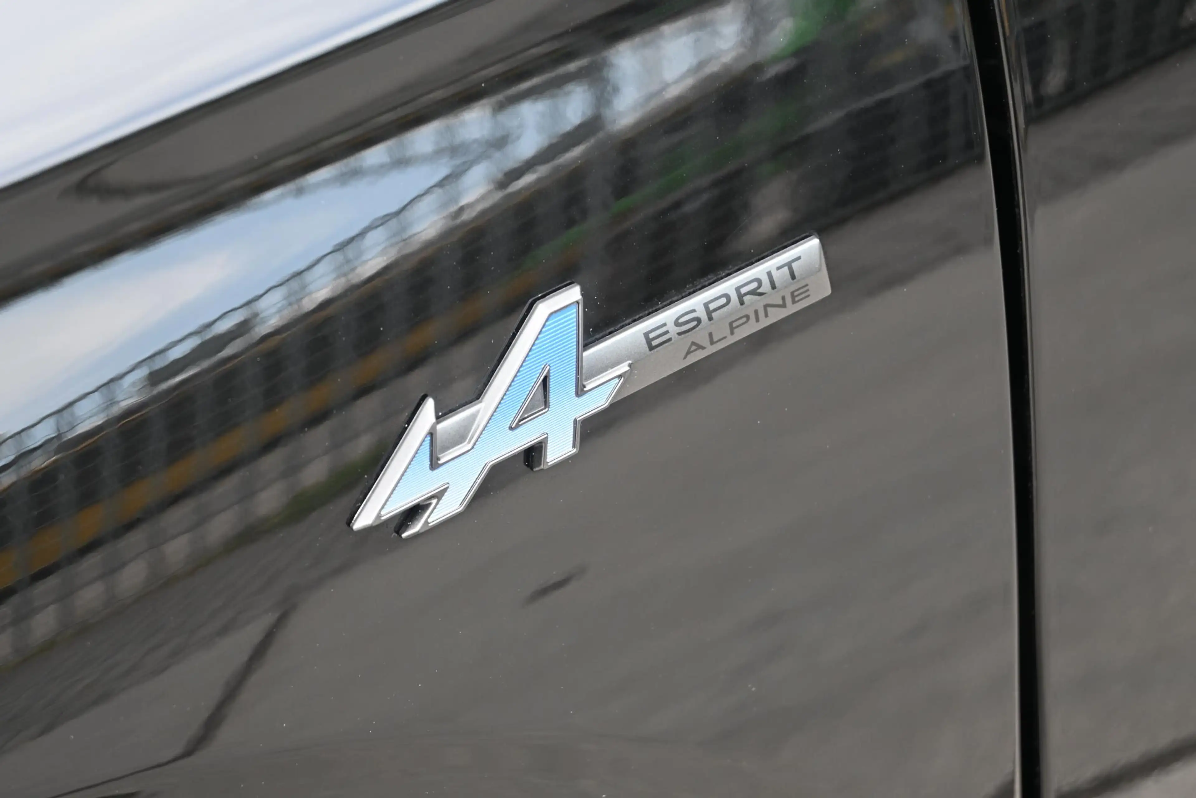 Renault Austral E-Tech full hybrid 200 iconic esprit Alpine | STUU — photo 6