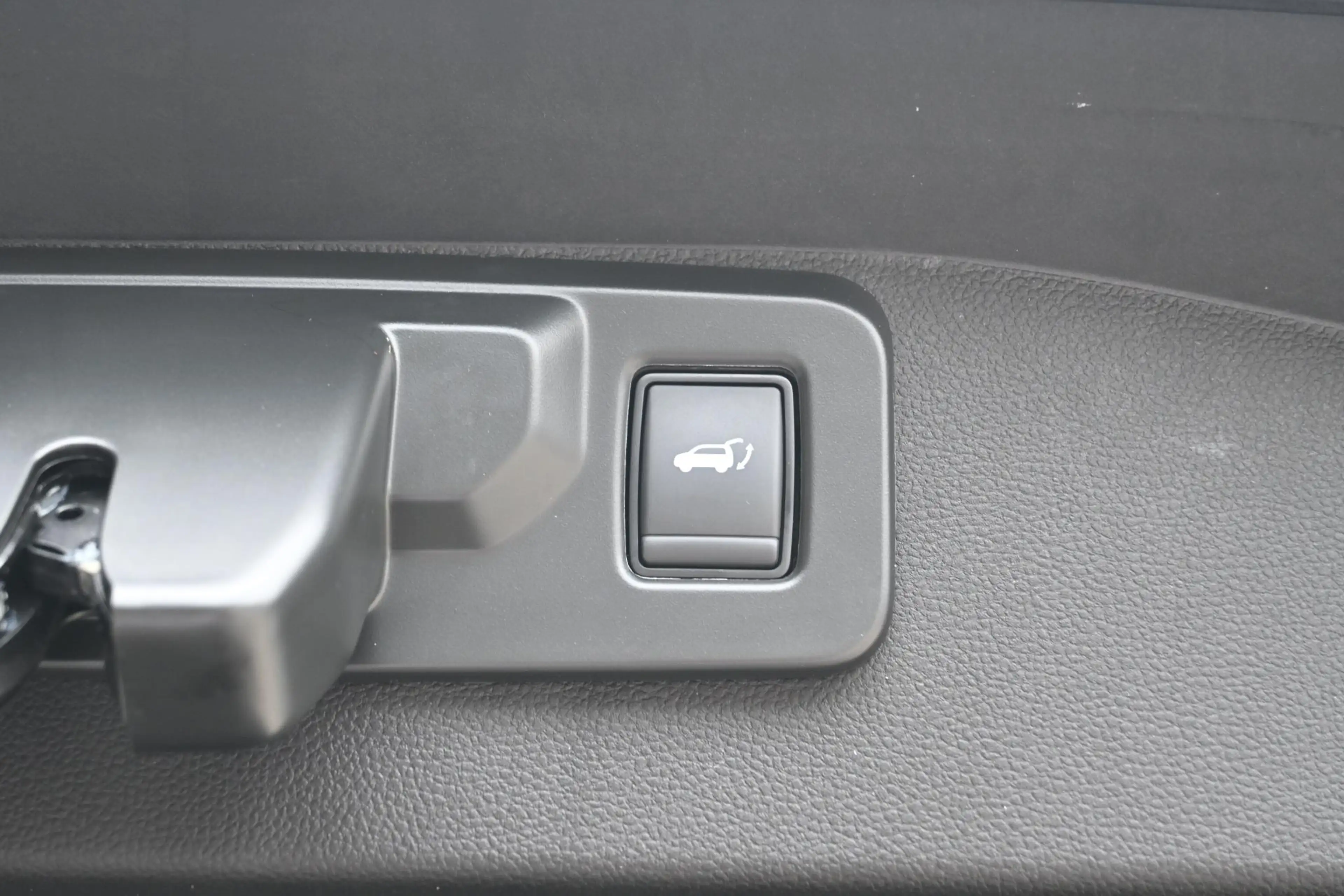 Renault Austral E-Tech full hybrid 200 iconic esprit Alpine | STUU — photo 16