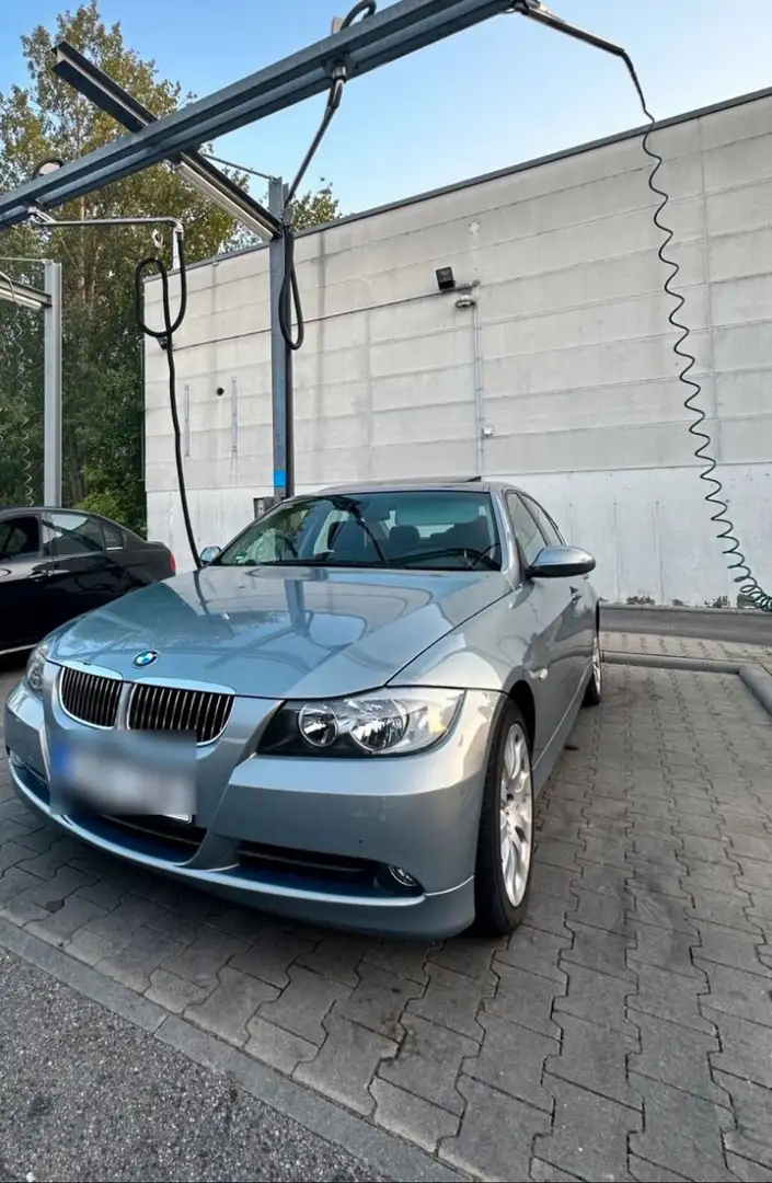 BMW 325 325i Silber - 1