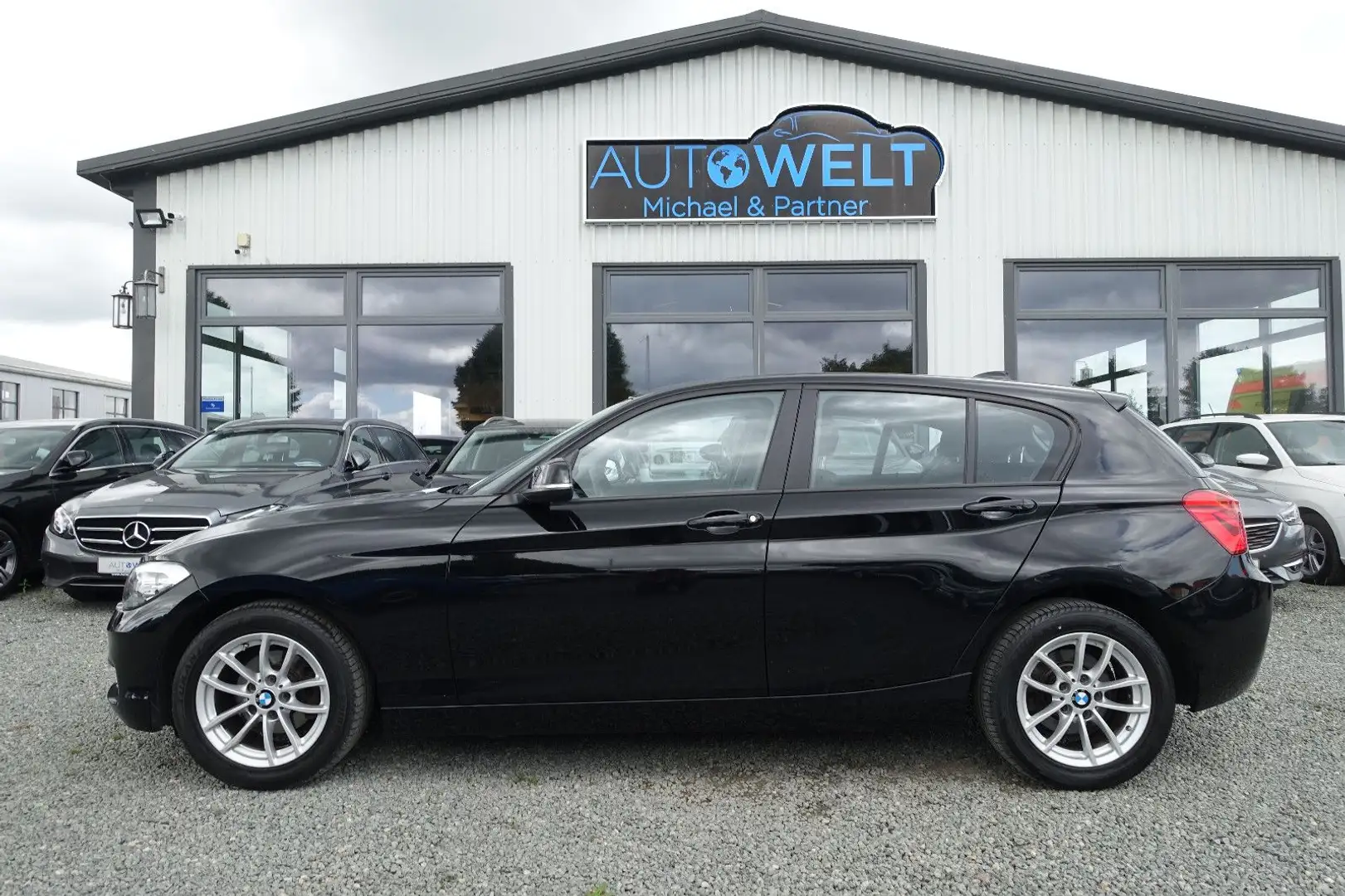 BMW 116 d KLIMAAUT LED SITZH PDC 16' Alu TÜV+Insp NEU Schwarz - 1