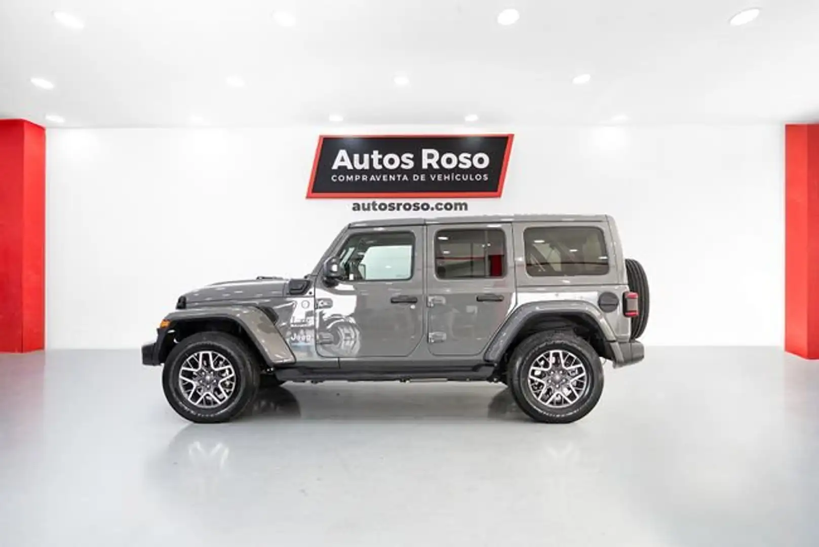 Jeep Wrangler Sahara 2.0 280kW (380CV) 8ATX E6D Gris - 2