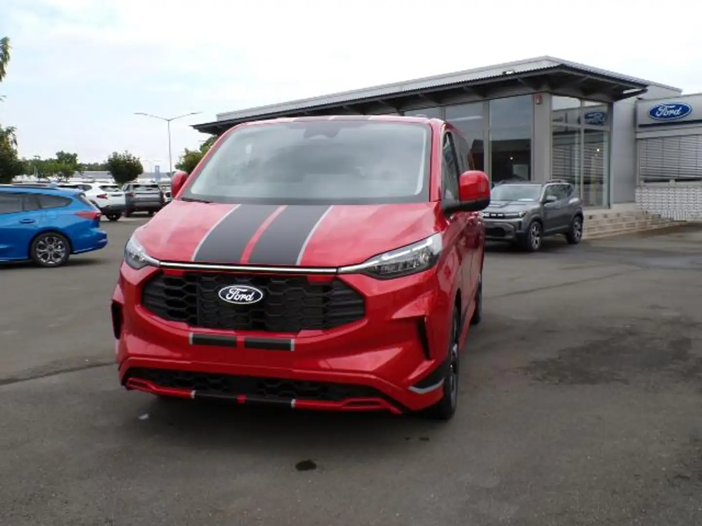 Ford Tourneo Custom Sport L1 Autom - Standheizung - B&O -19-Zoll Rot - 2