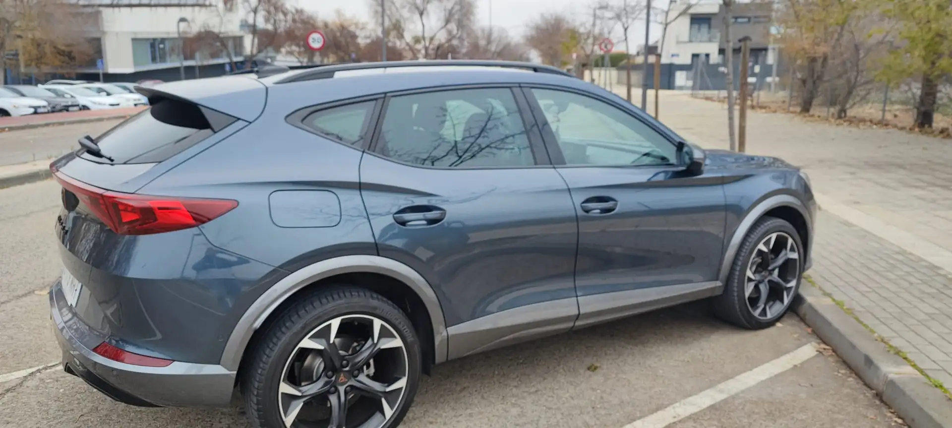 CUPRA Formentor 1.5 TSI 150 DSG Azul - 2