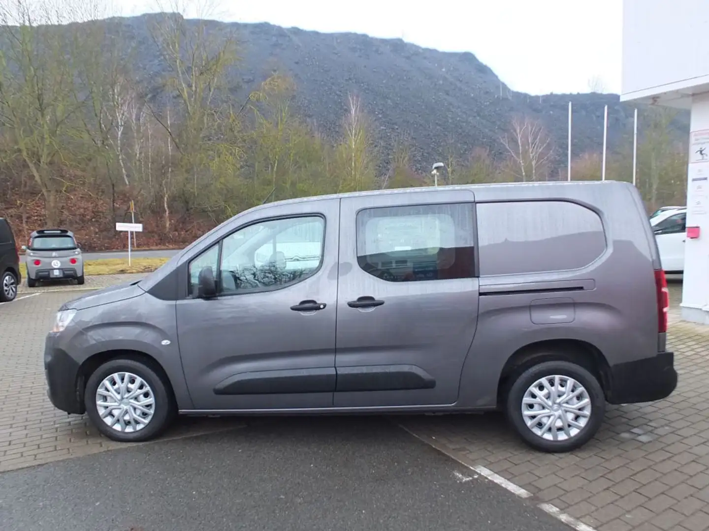 Citroen Berlingo 1.5 BlueHDi 130 XL S&S EHZ EAT8 Control Variospace - 1