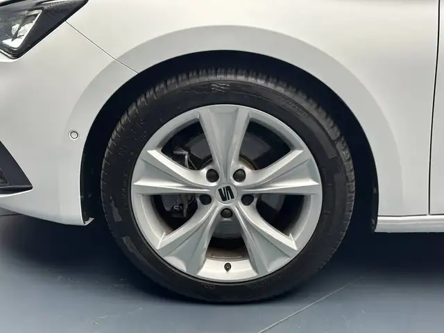 Seat Leon view 9