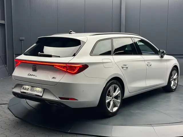 2025 Seat Leon in White for sale