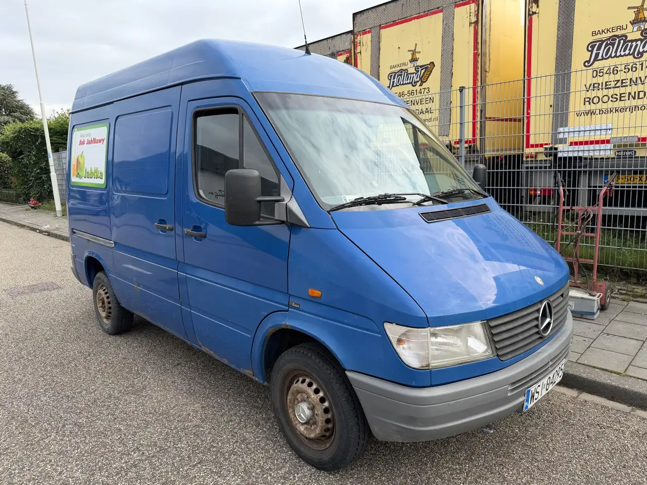 Mercedes-Benz Sprinter 208 D kort /Hoog +31641468730, foto 1