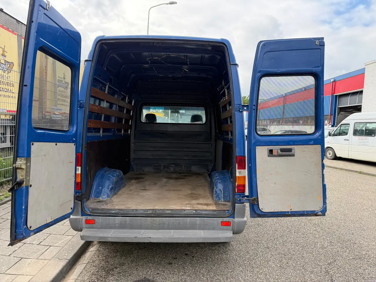Mercedes-Benz Sprinter 208 D kort /Hoog +31641468730, foto 4