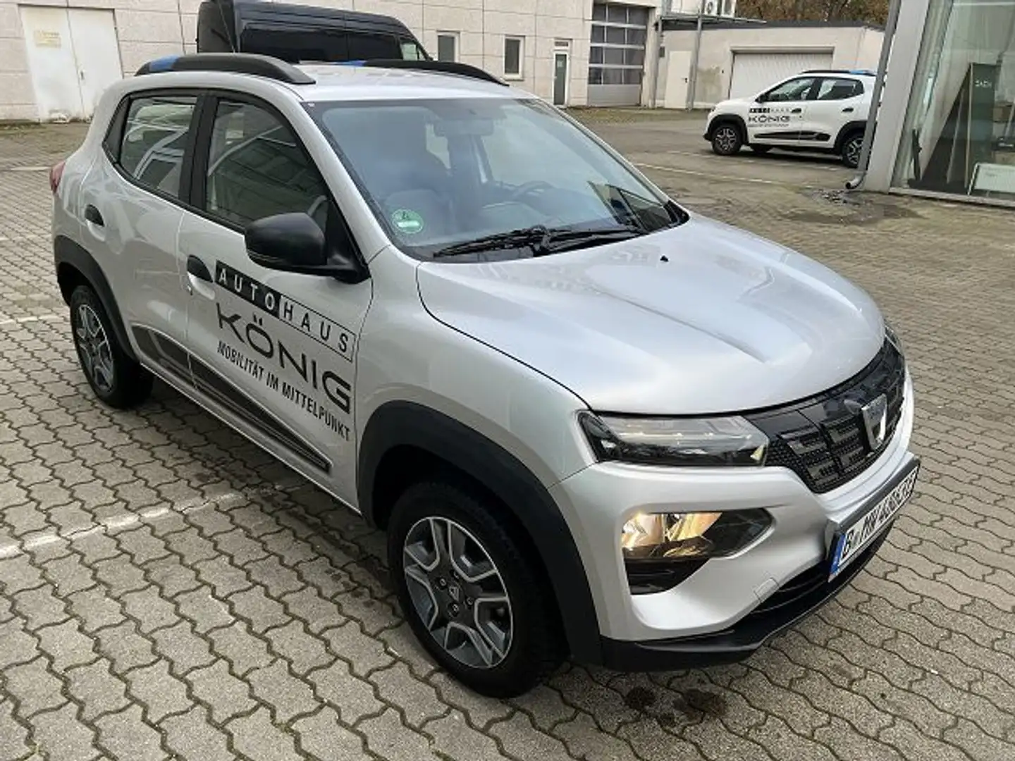 Dacia Spring Business Automatik Klima*Navi*Rückfahrcam Grau - 2