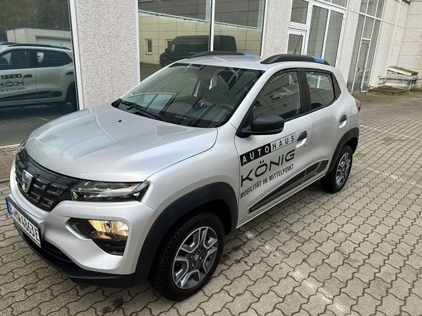 Dacia Spring Business Automatik Klima*Navi*Rückfahrcam Grau - 1