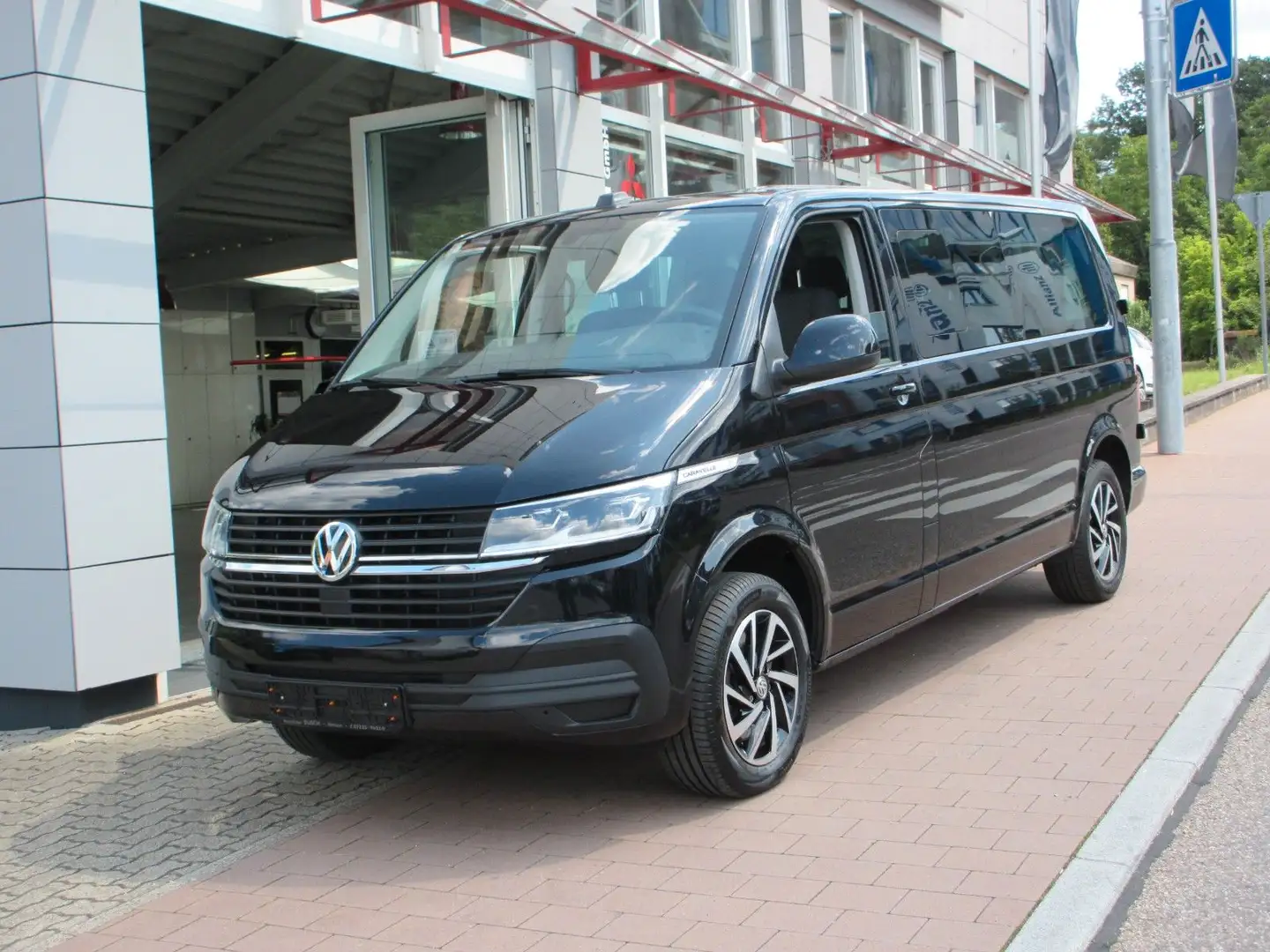 Volkswagen T6 Caravelle T6.1 Caravelle  EcoProfi Klimaautomatik/LED/Navi Schwarz - 1