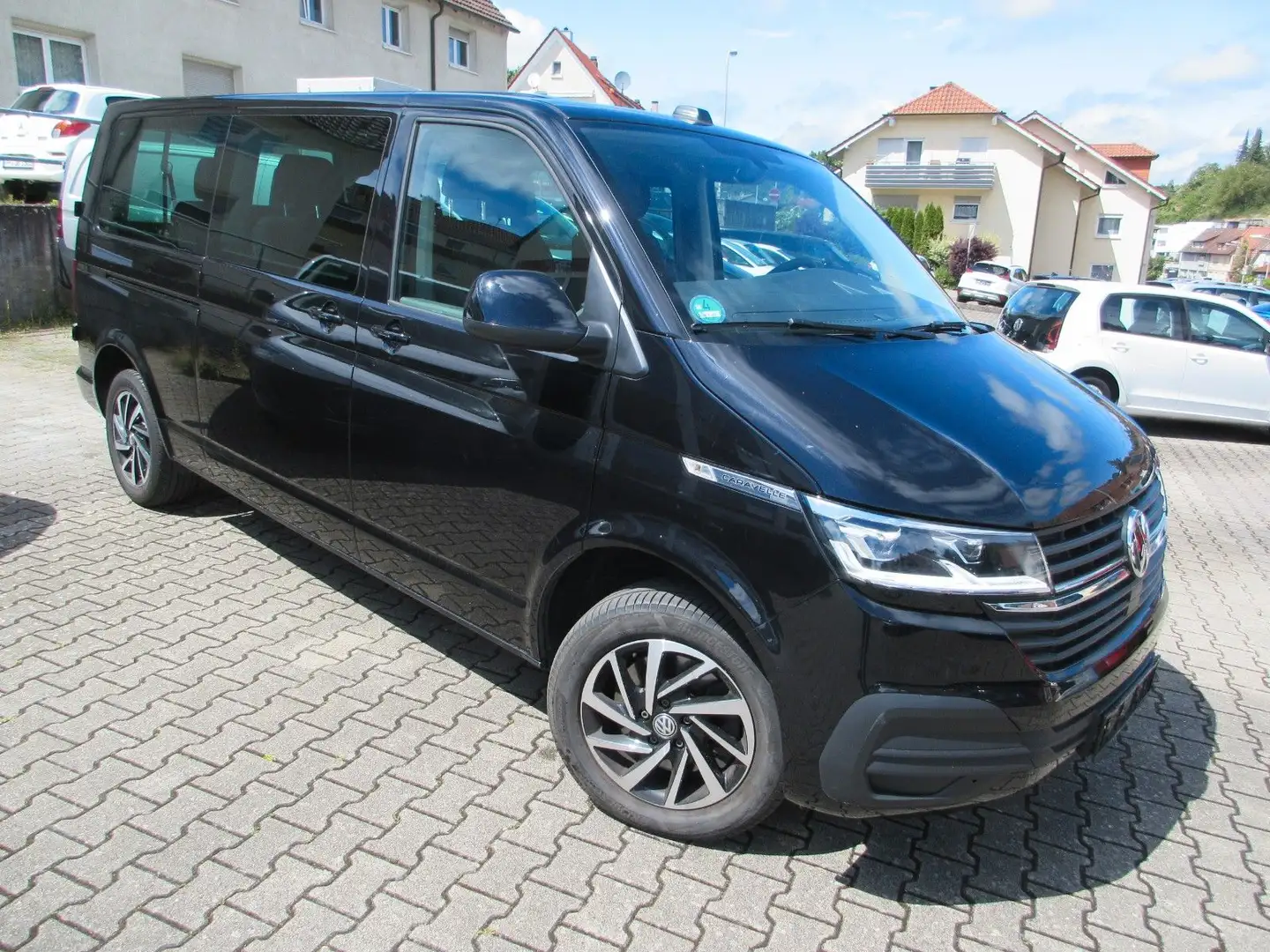 Volkswagen T6 Caravelle T6.1 Caravelle  EcoProfi Klimaautomatik/LED/Navi Negro - 1