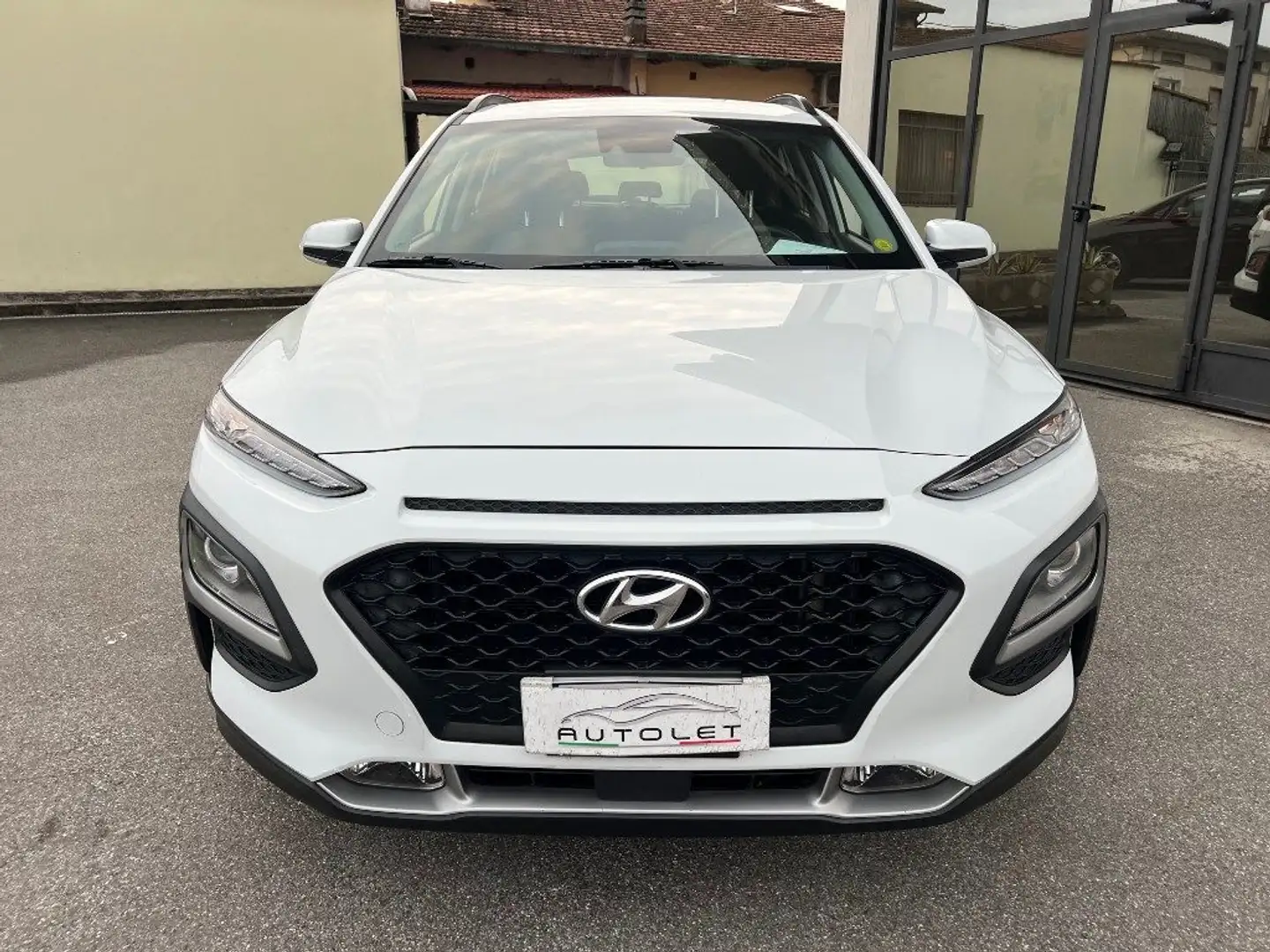 Hyundai KONA 1.6 CRDI 115 CV Exellence Blanc - 2
