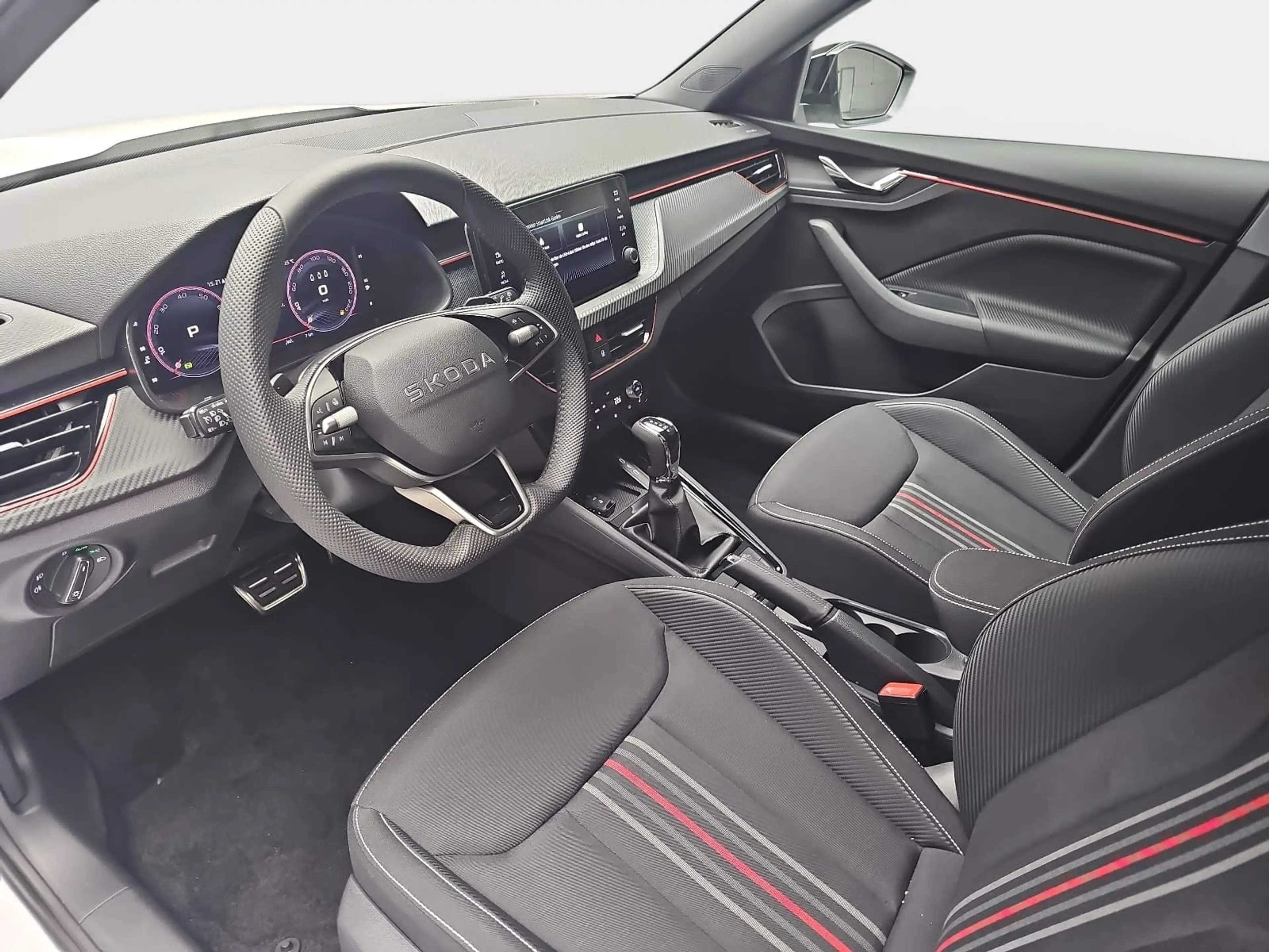 Skoda Kamiq KAMIQ 1.5 TSI DSG MONTE CARLO MATRIX KAMERA AHK — photo 20