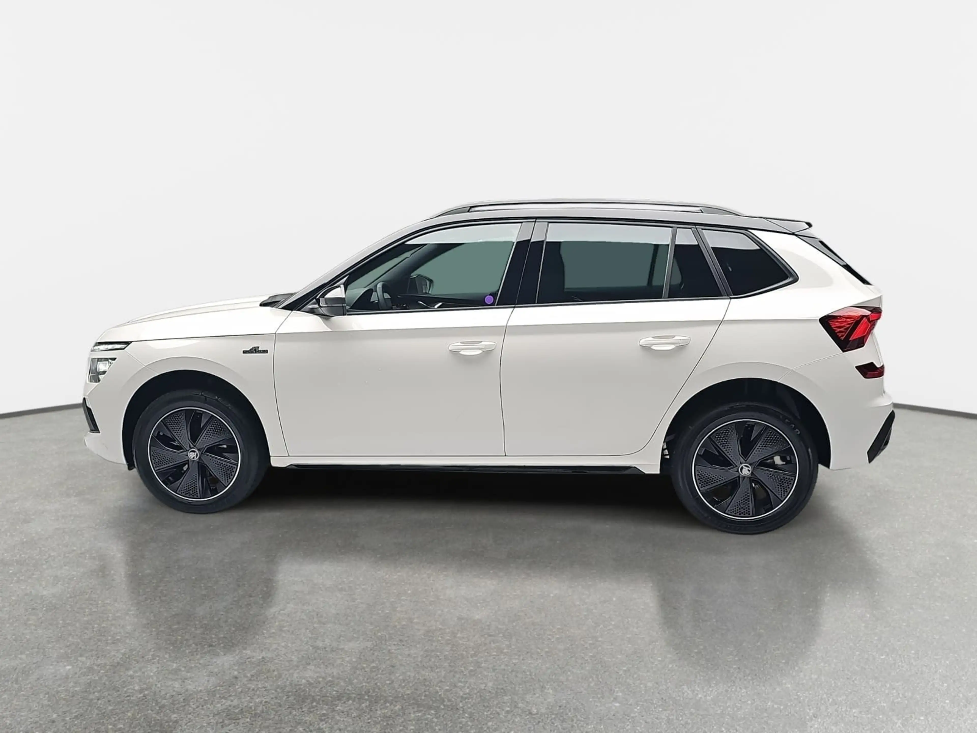 Skoda Kamiq KAMIQ 1.5 TSI DSG MONTE CARLO MATRIX KAMERA AHK — photo 6