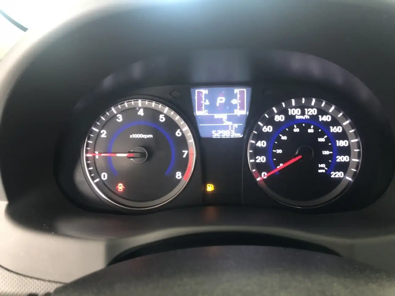 Hyundai ACCENT снимка Hyundai ACCENT
