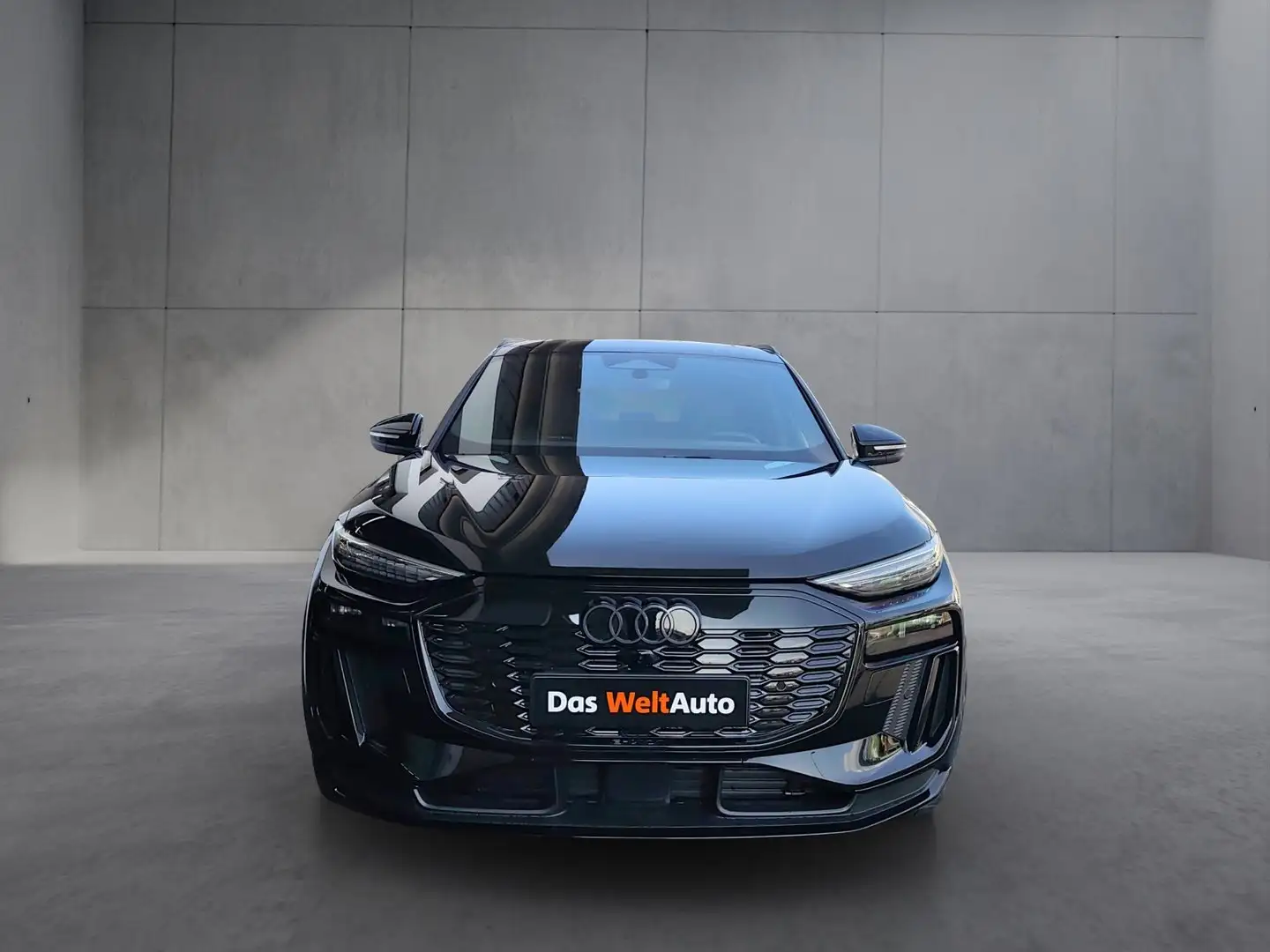 Audi Q6 e-tron e-tron quattro Schwarz - 2