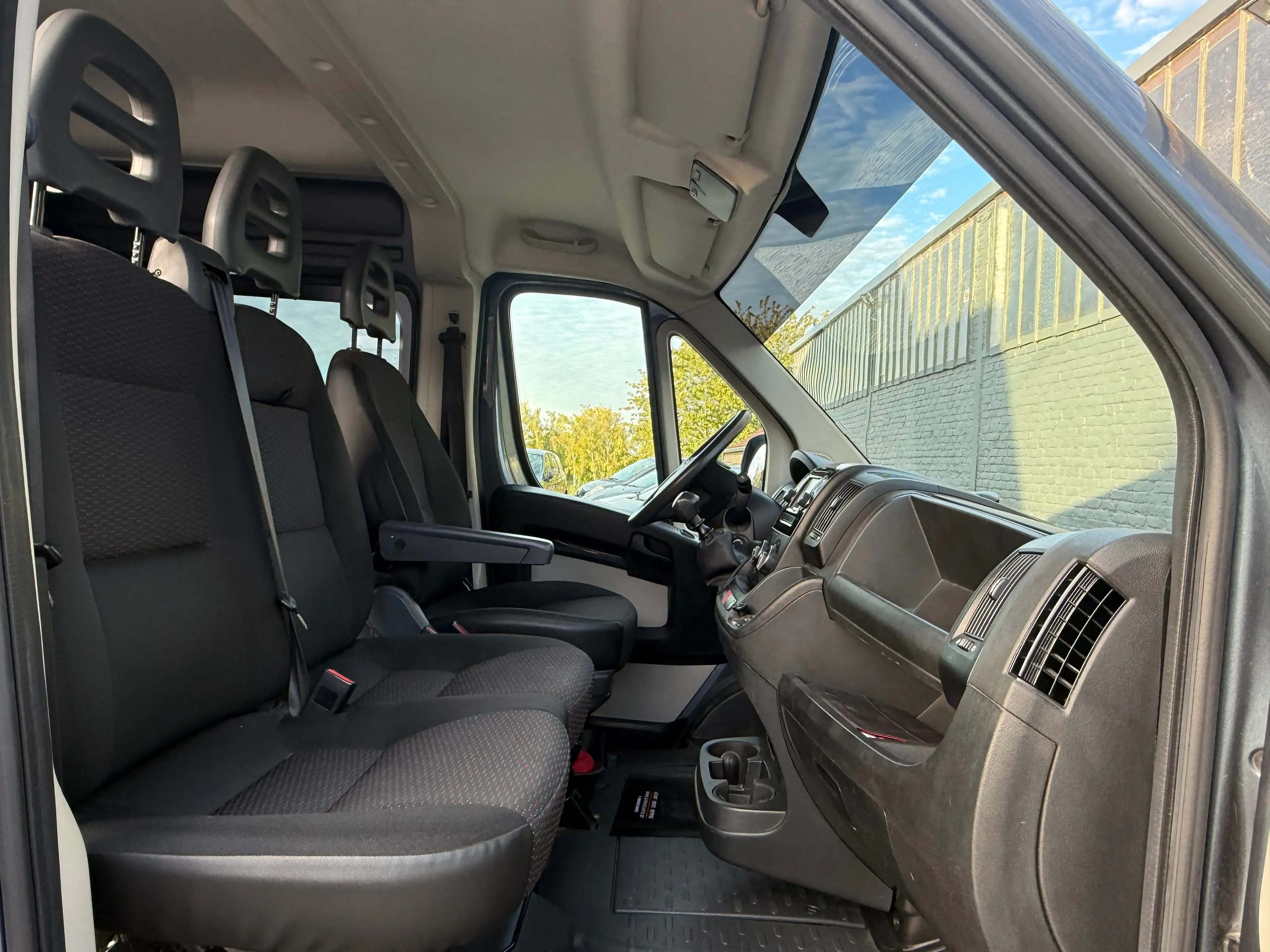 Citroen Jumper 2.0 BlueHDi 130cv L3H2 MultiCab 7 Places /Navi/Airco/R.v/A.r/Garantie/ — photo 7