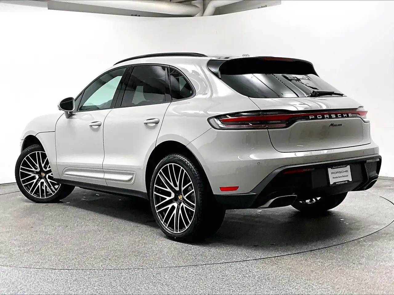 Porsche Macan снимка Porsche Macan