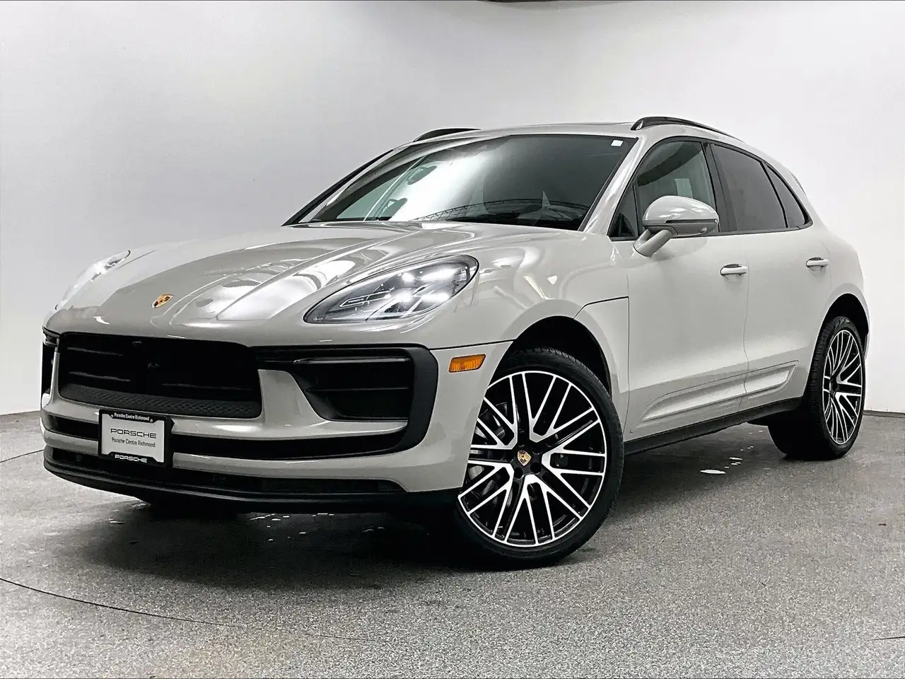 Porsche Macan снимка Porsche Macan