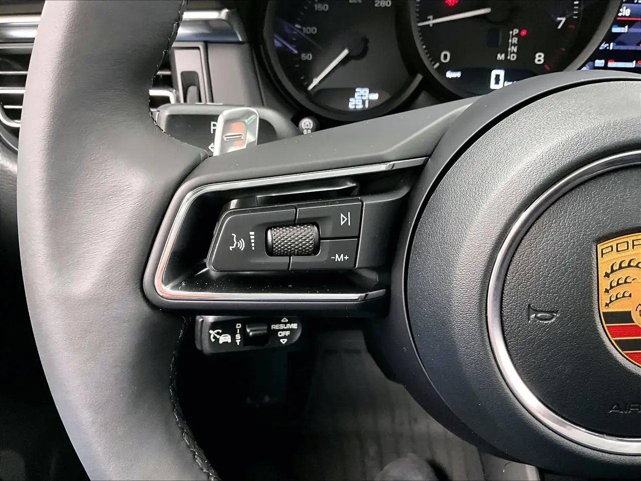 Porsche Macan снимка Porsche Macan