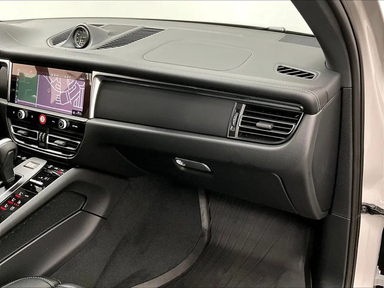 Porsche Macan снимка Porsche Macan