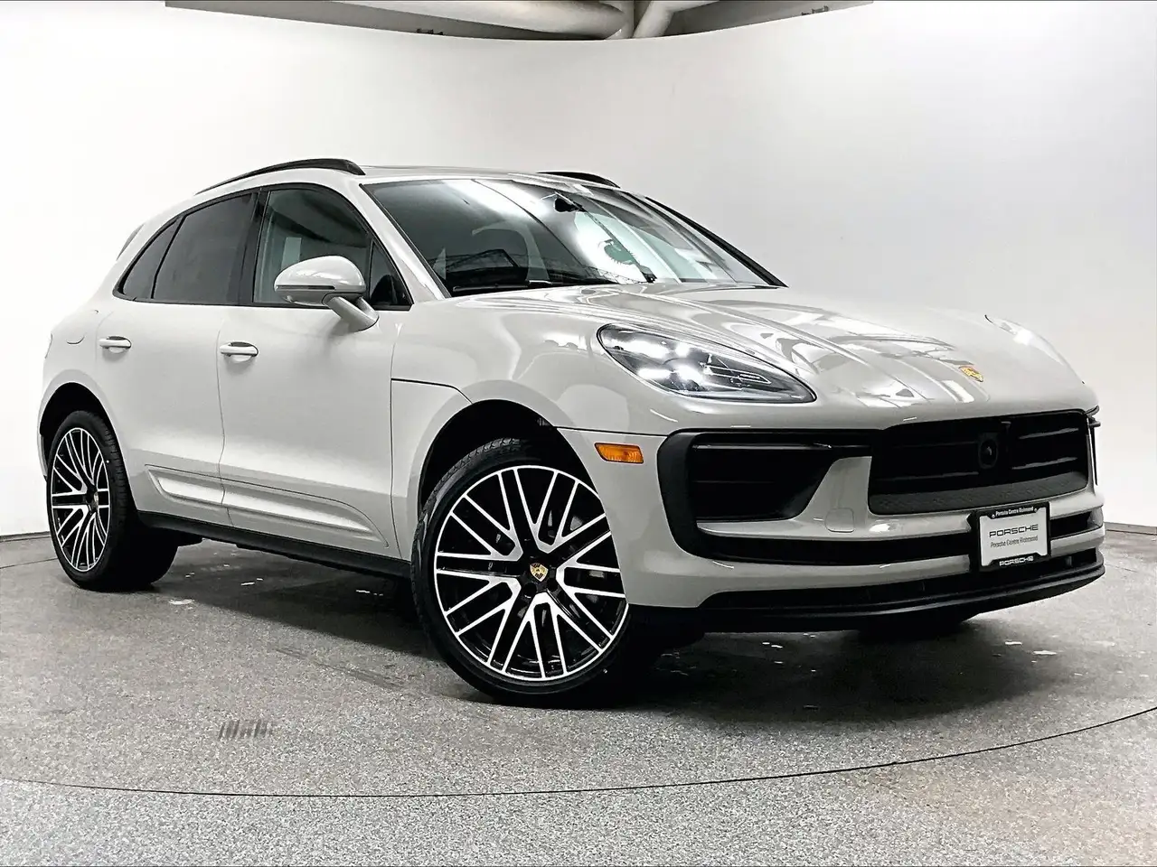 Porsche Macan снимка Porsche Macan