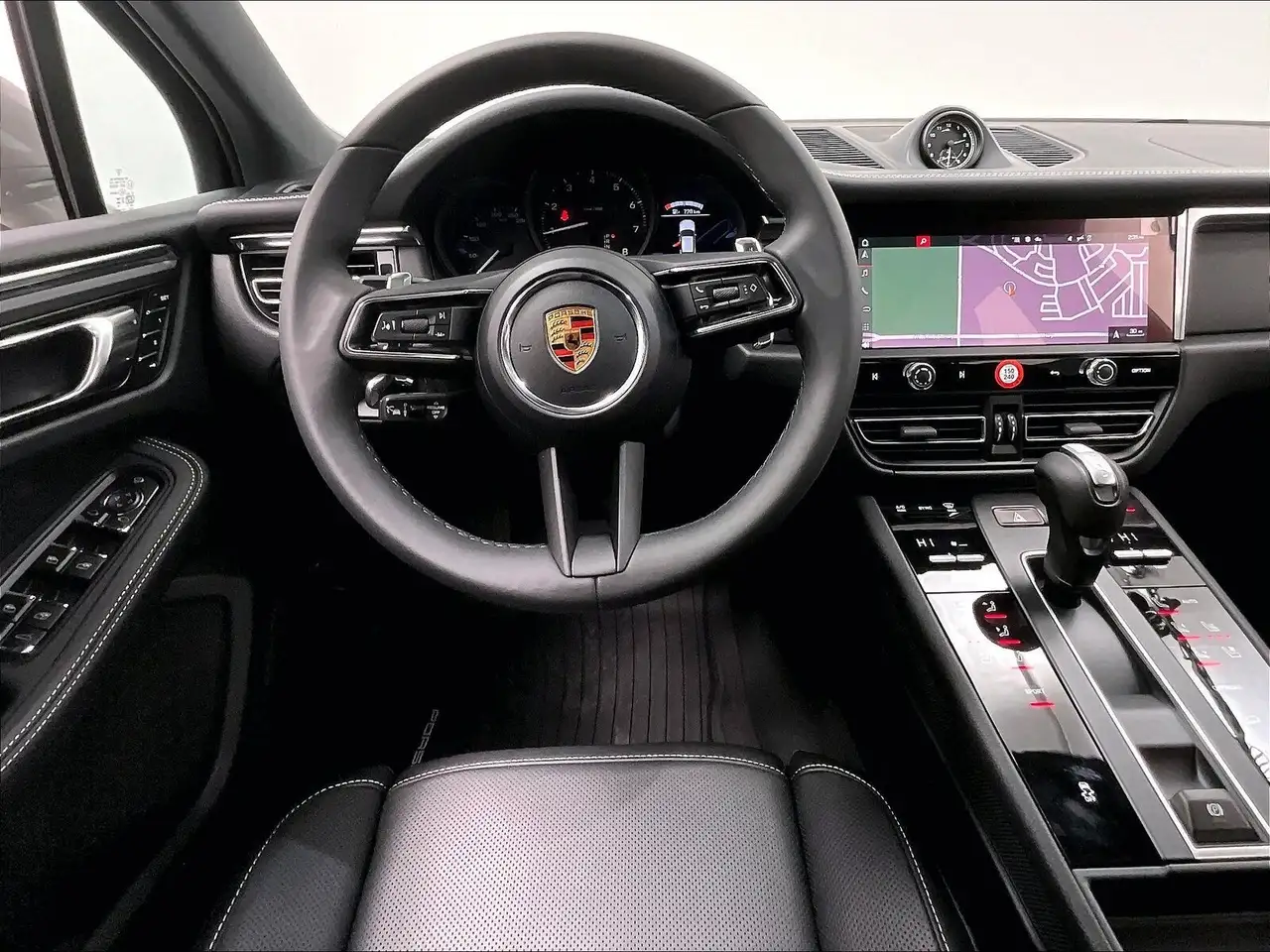 Porsche Macan снимка Porsche Macan