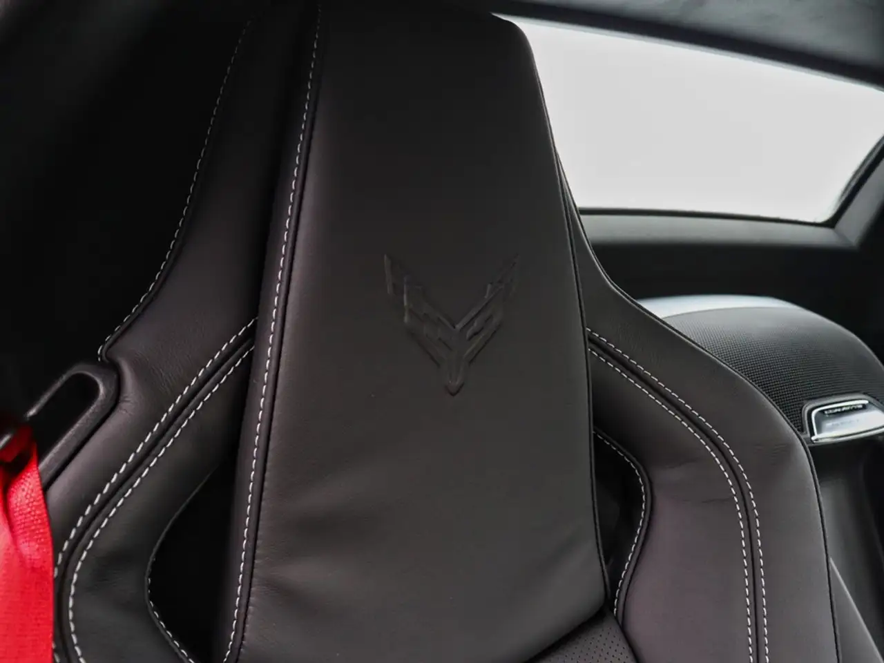 Chevrolet Corvette снимка Chevrolet Corvette