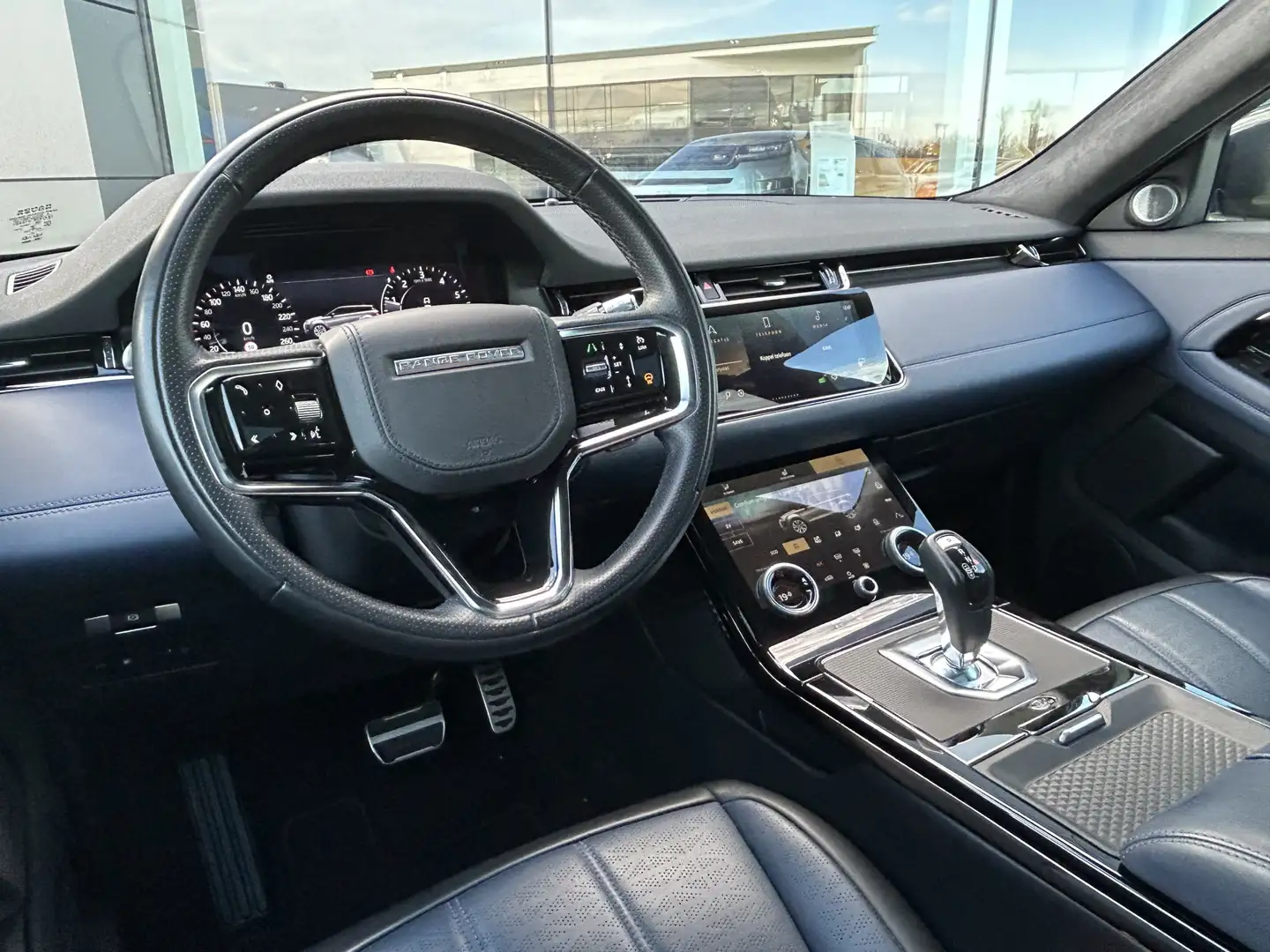 Land Rover Range Rover Evoque 1.5 P300e AWD R-Dynamic HSE | Black Pack | Meridia Grijs - 2