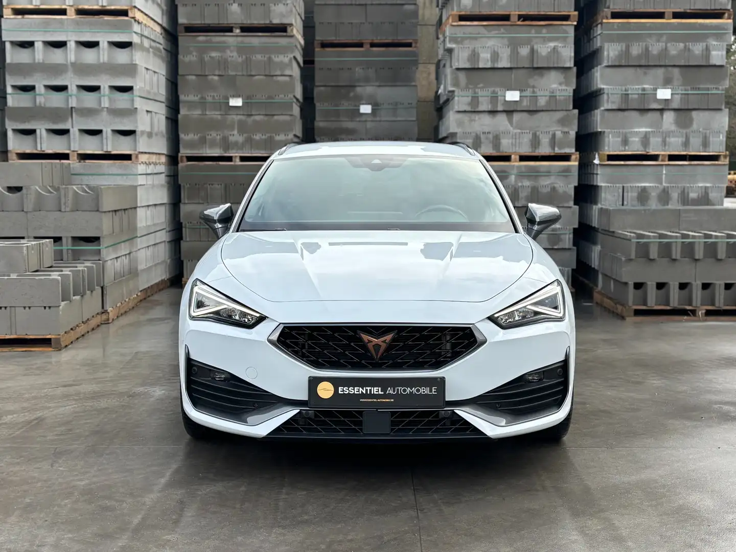 CUPRA Leon ST 1.5 eTSI MHEV DSG/ LED/ Apple CarPlay/ Full Bianco - 2